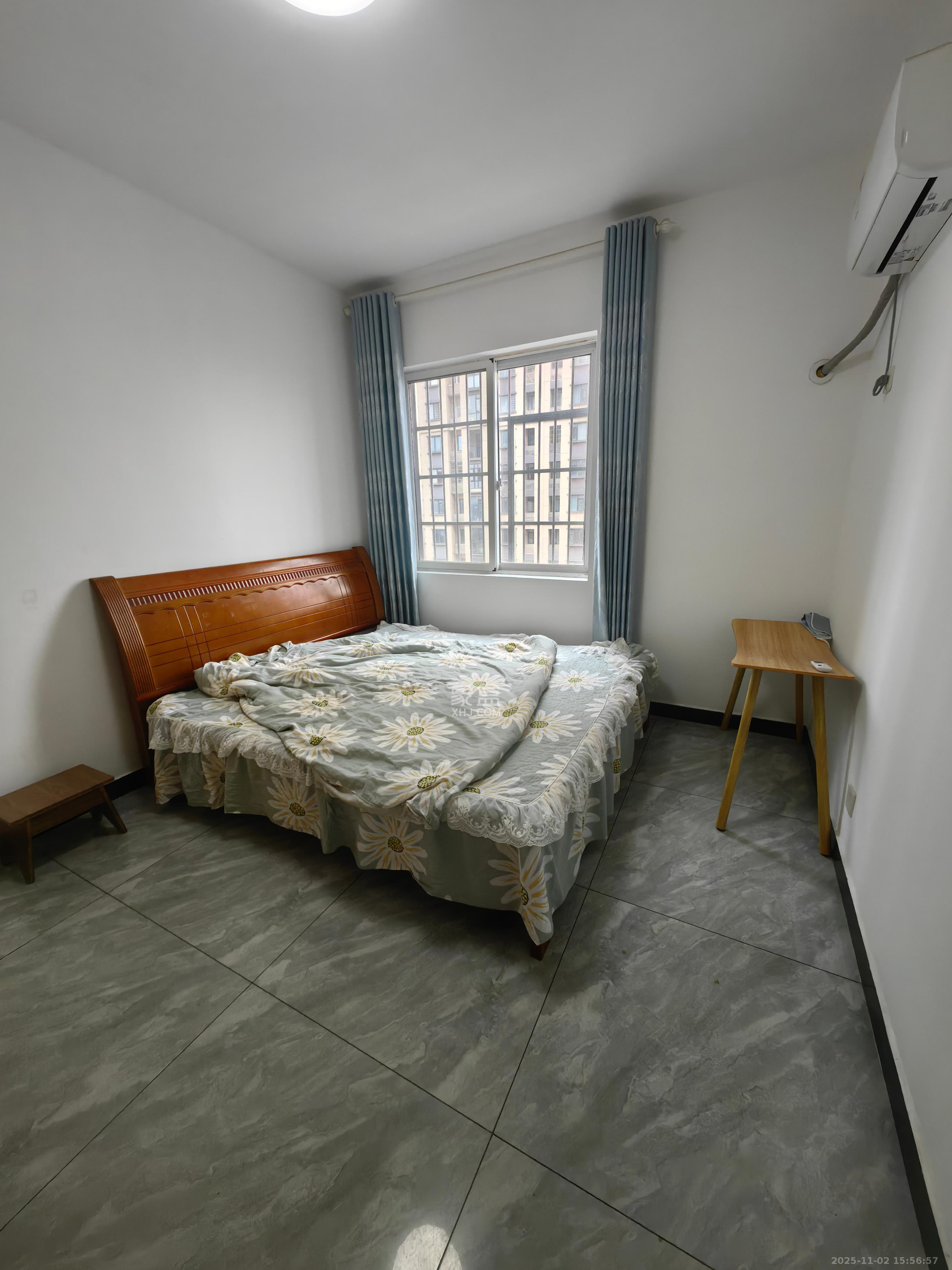 中岭景苑  2室1厅1卫    1360.0元/月室内图