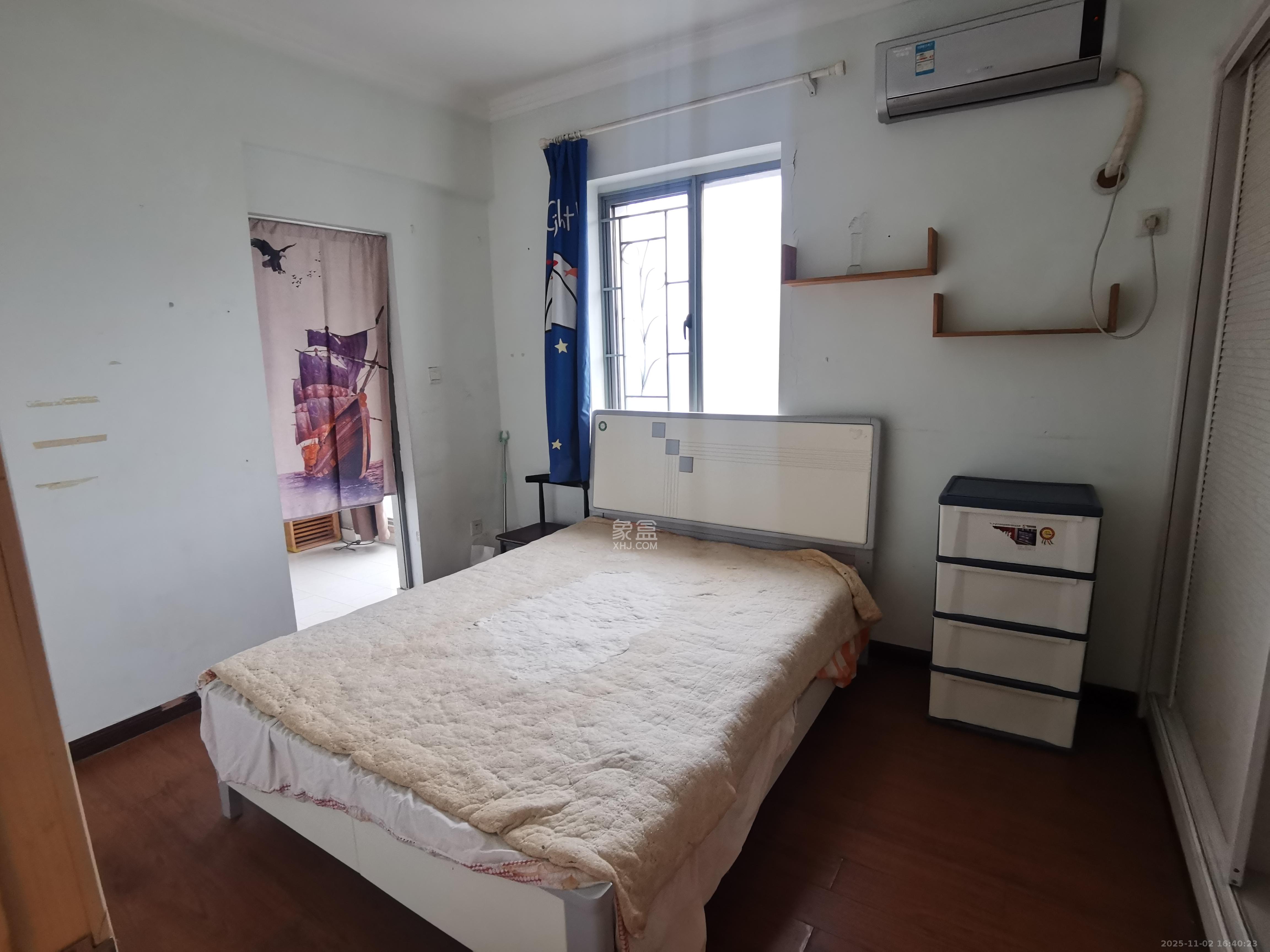 西子一间  2室2厅1卫    2300.0元/月室内图