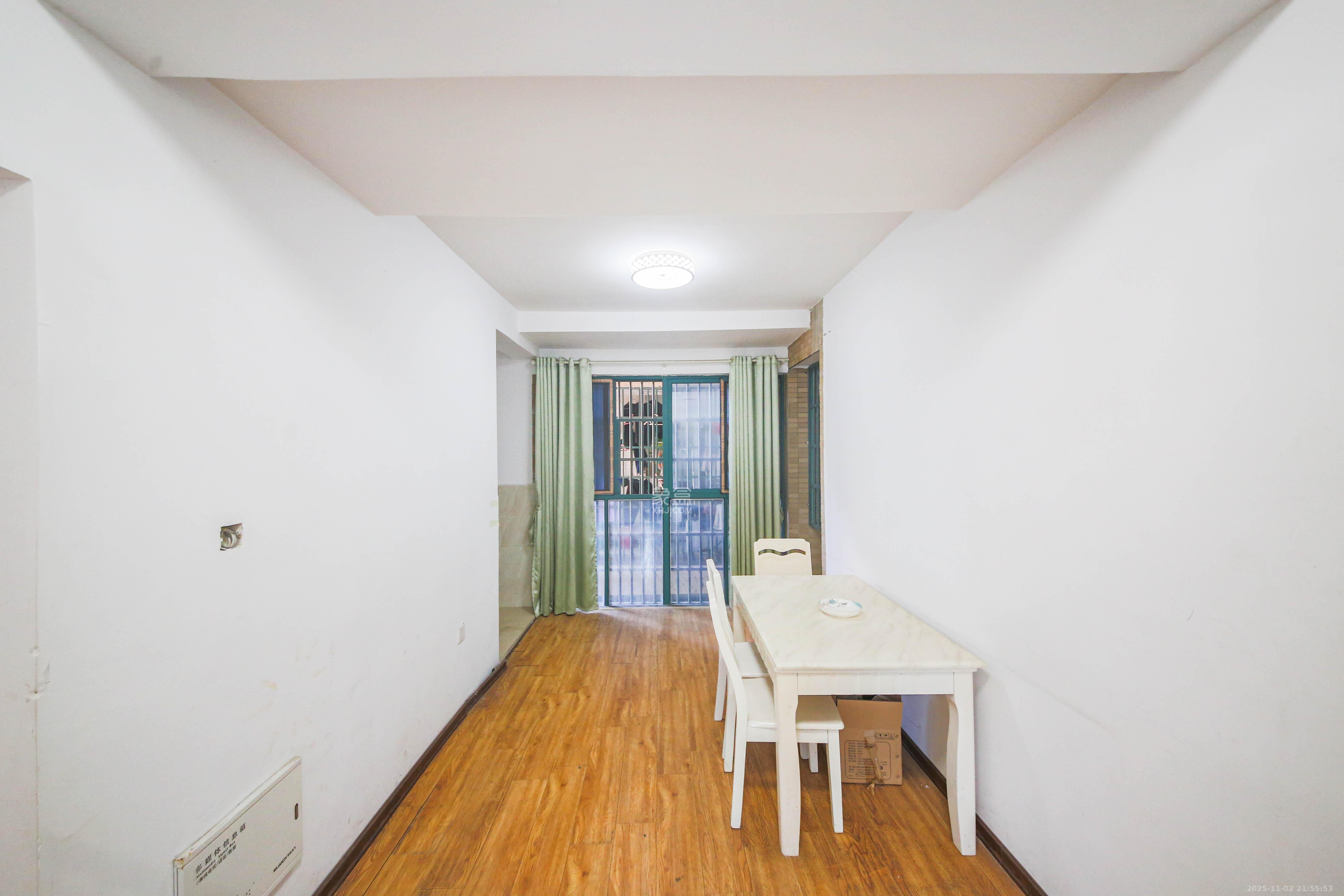 才子嘉都  4室2厅2卫    100.0万客厅