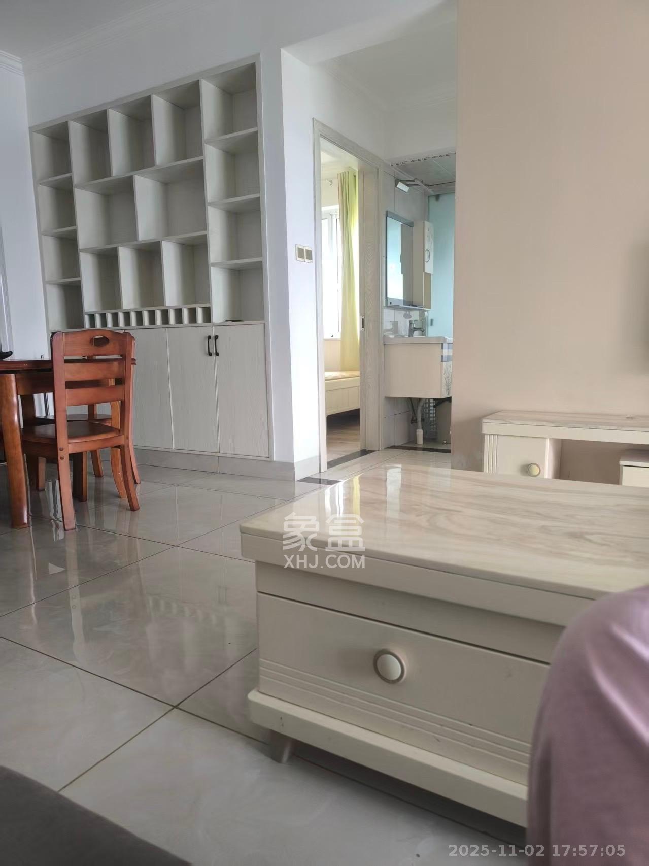 嘉顺苑  2室2厅1卫    2000.0元/月