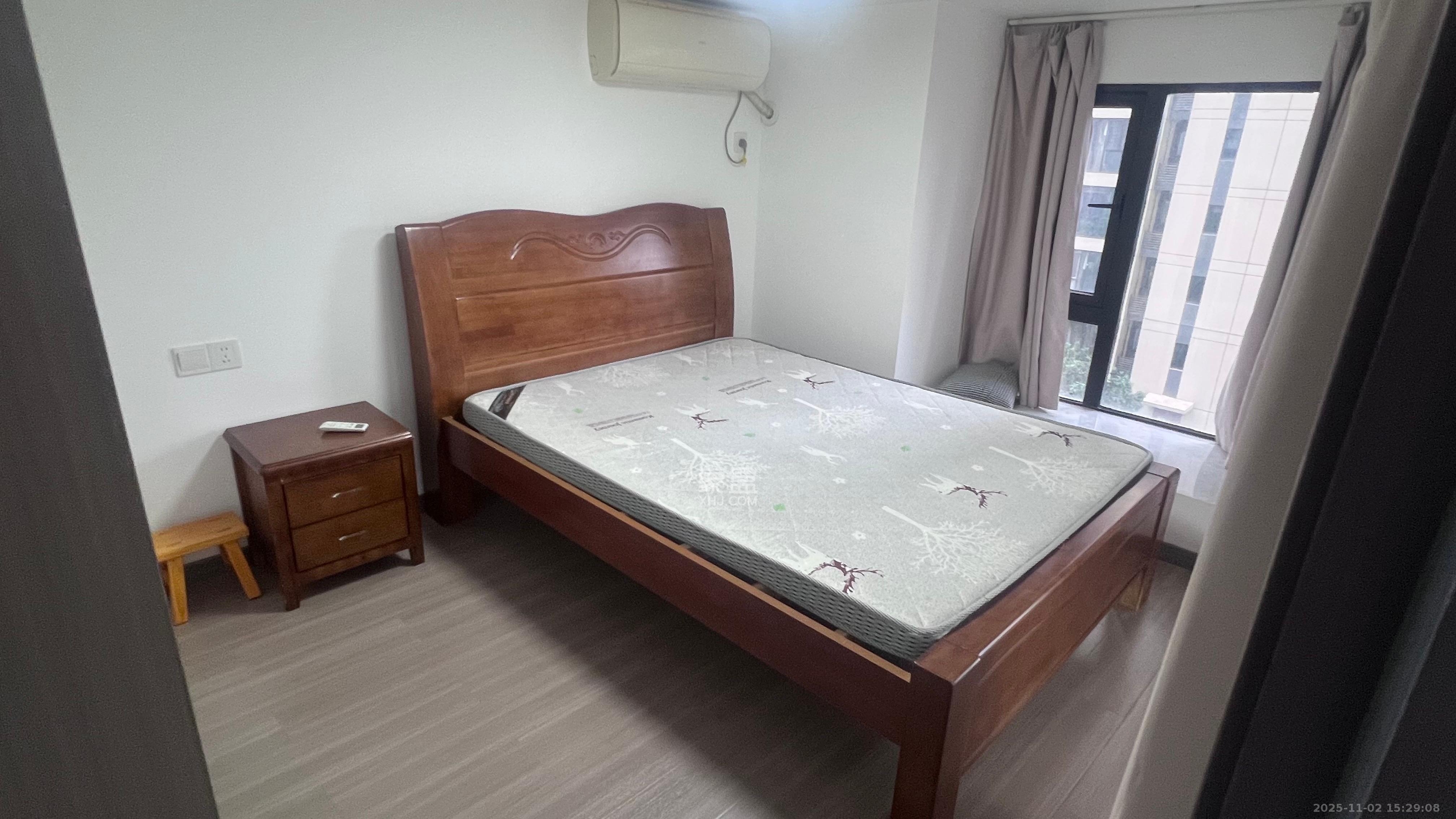 万科金色梦想A区  3室1厅1卫    2200.0元/月室内图