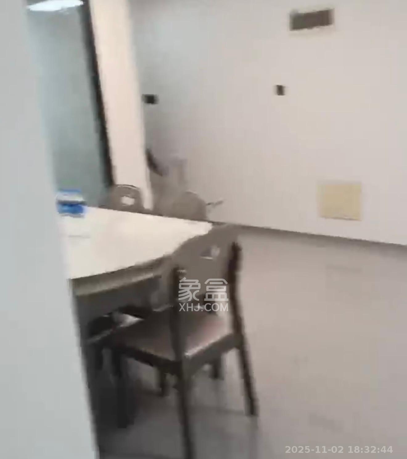 恒广国际景园一二区  2室2厅1卫    2300.0元/月室内图