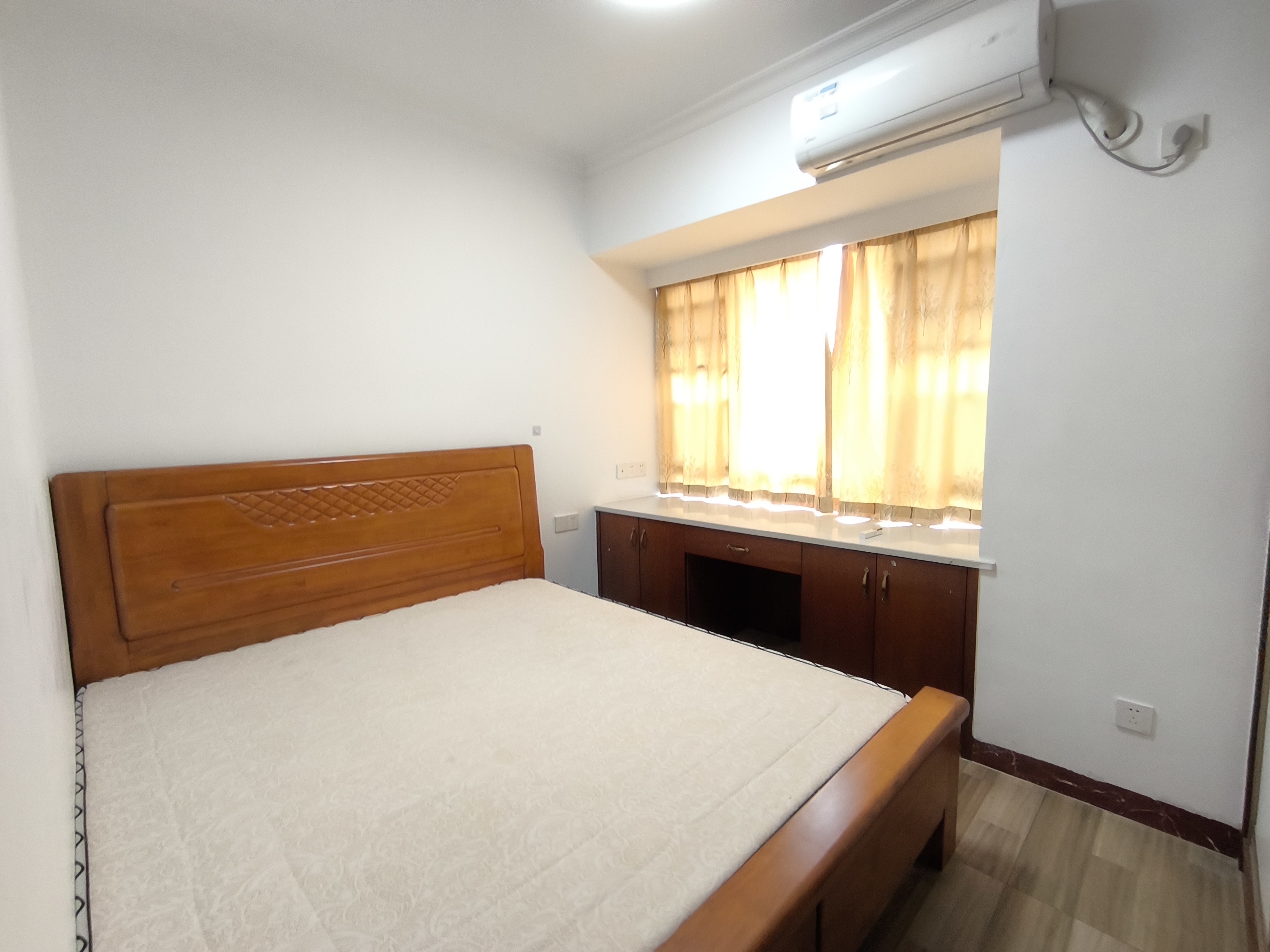 珠江愉景南苑(一、二、三、四期)  3室0厅0卫    2200.0元/月 珠江愉景南苑(一、二、三、四期)  3室0厅0卫    2200.0元/月室内图