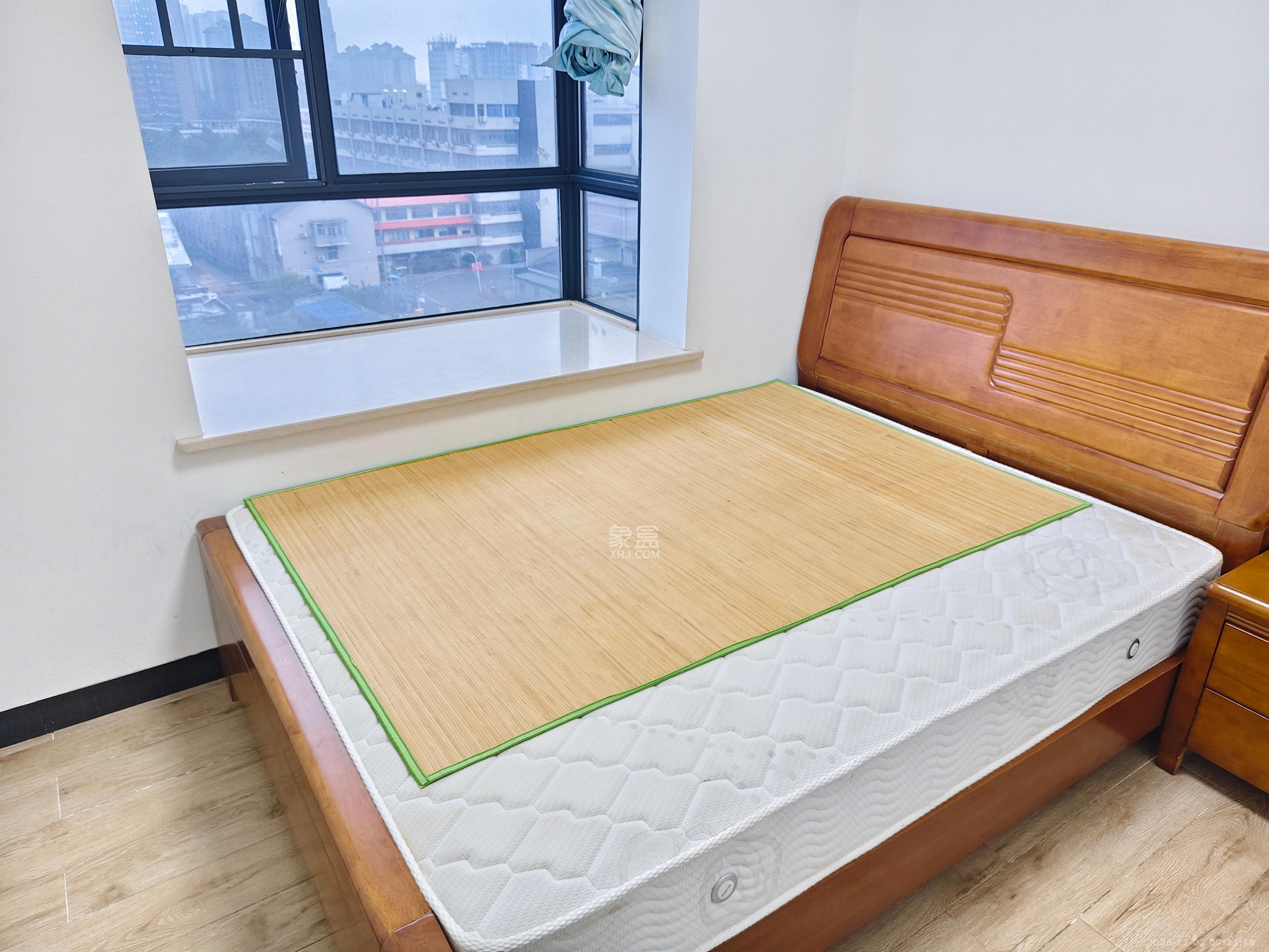 丰禧园 3室2厅1卫 2800.0元/月 丰禧园 3室2厅1卫 2800.0元/月室内图