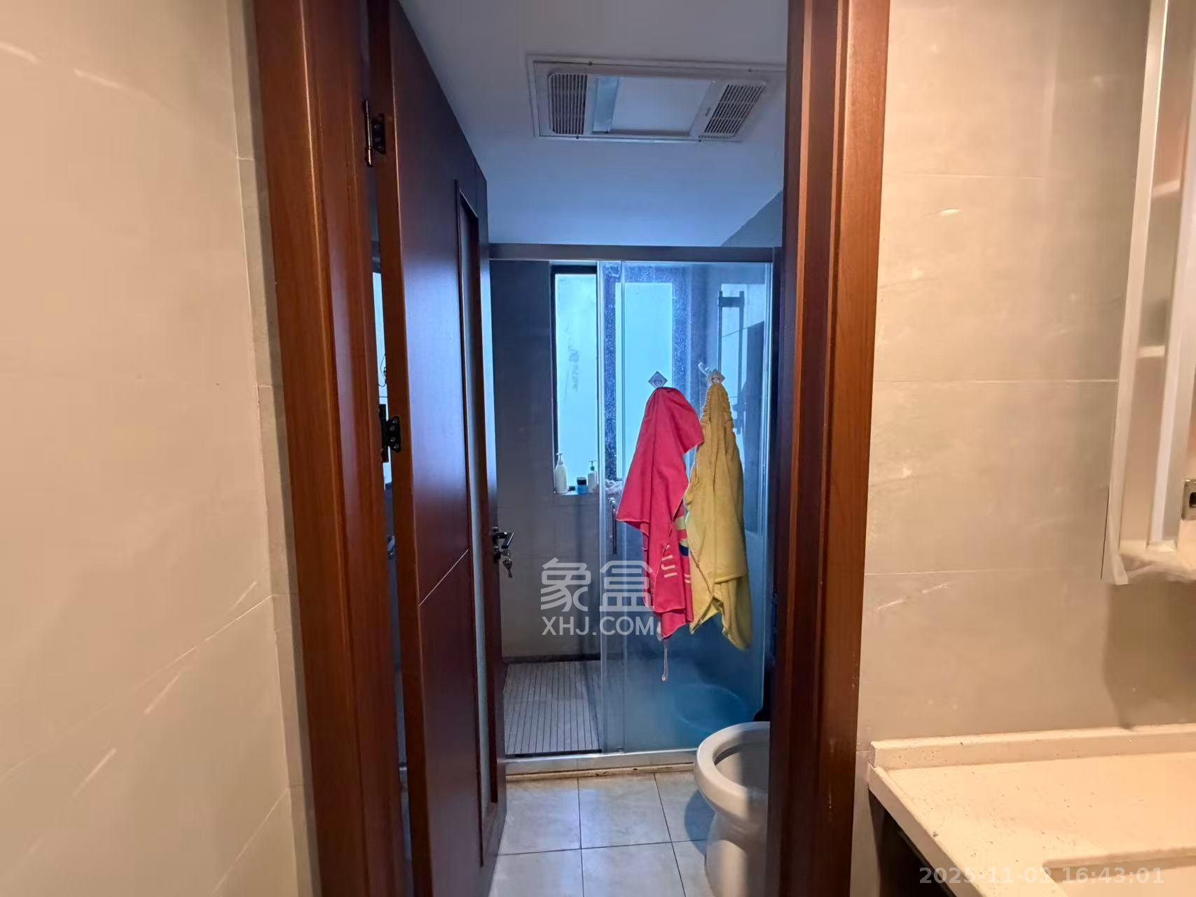 绿地长沙城际空间站（绿地新里佳苑）  4室2厅2卫    3500.0元/月室内图