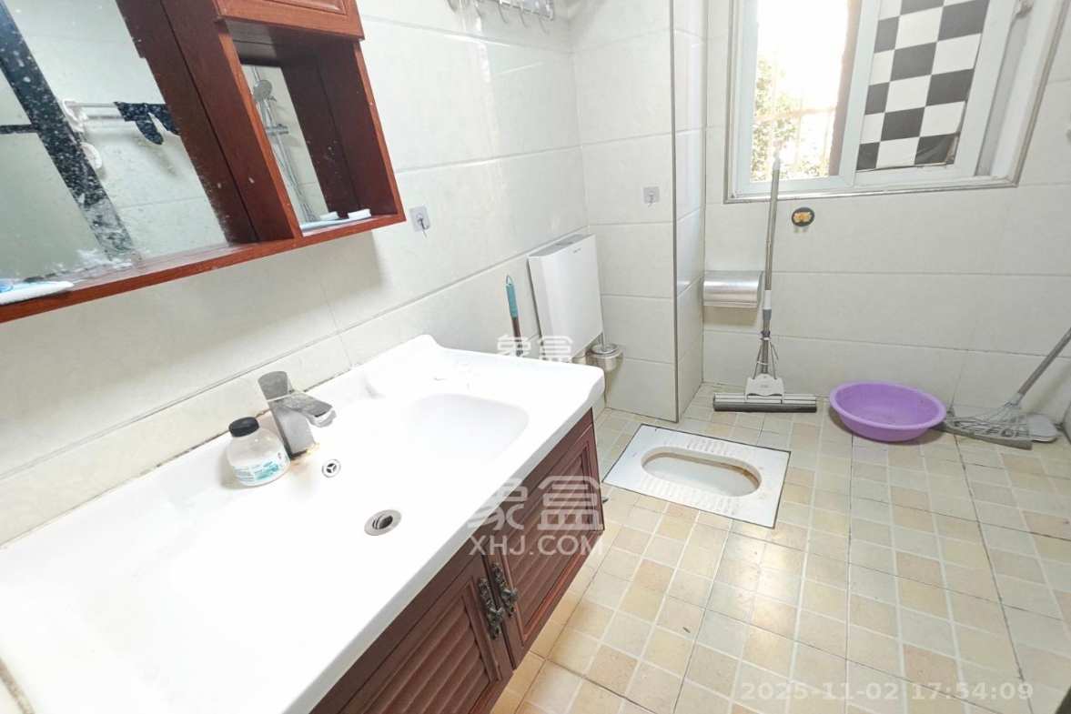 和康园小区 2室1厅1卫 1800.0元/月 和康园小区 2室1厅1卫 1800.0元/月室内图