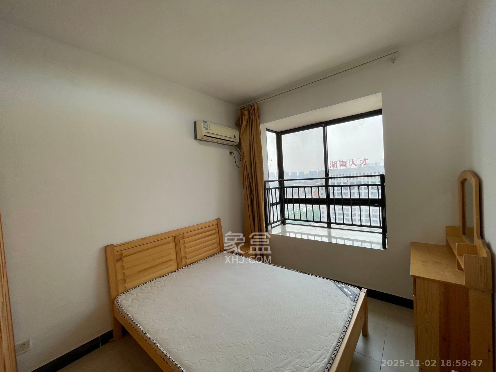 迎新佳苑  1室1厅1卫    1900.0元/月 迎新佳苑  1室1厅1卫    1900.0元/月室内图