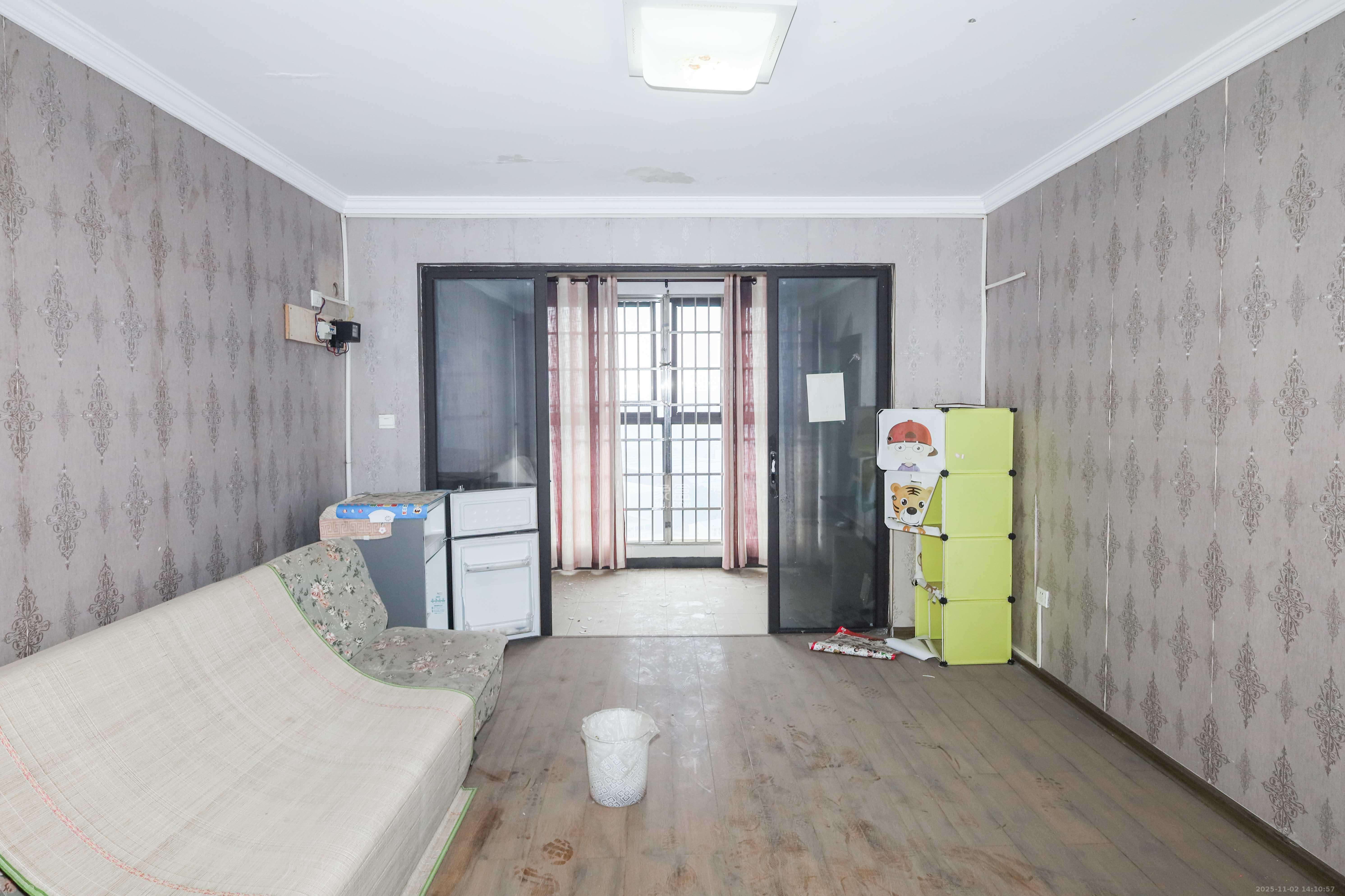 保利麓谷林语F区  3室2厅1卫    79.8万卧室