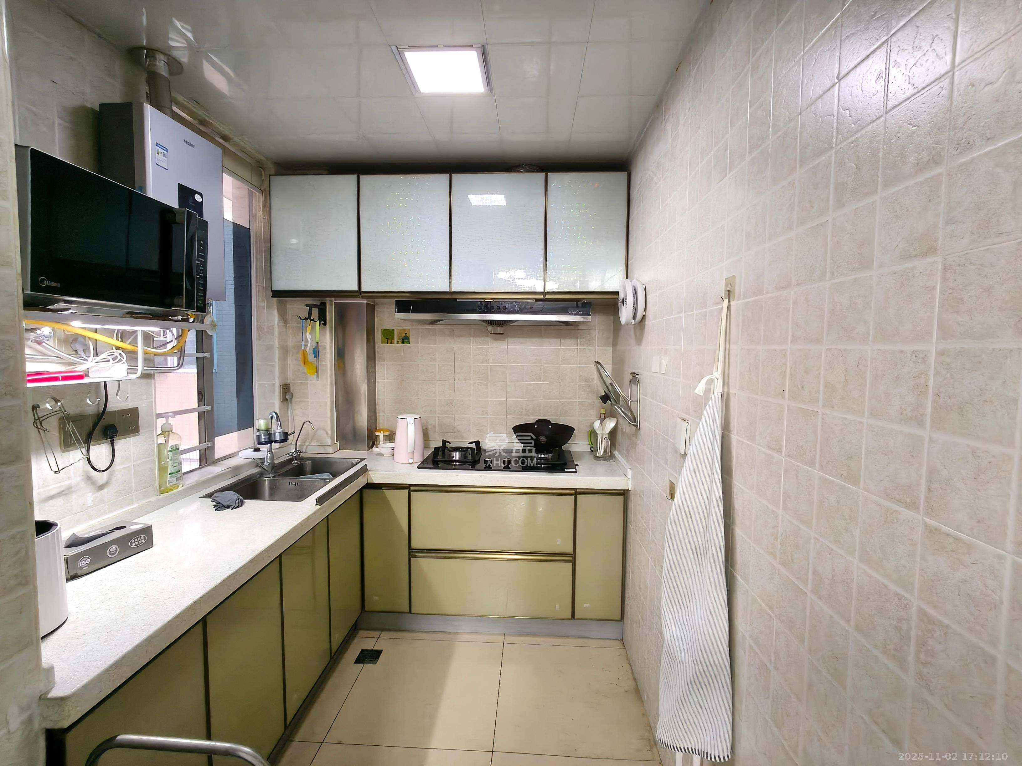 恒广国际景园一二区  2室2厅1卫    2200.0元/月 恒广国际景园一二区  2室2厅1卫    2200.0元/月室内图