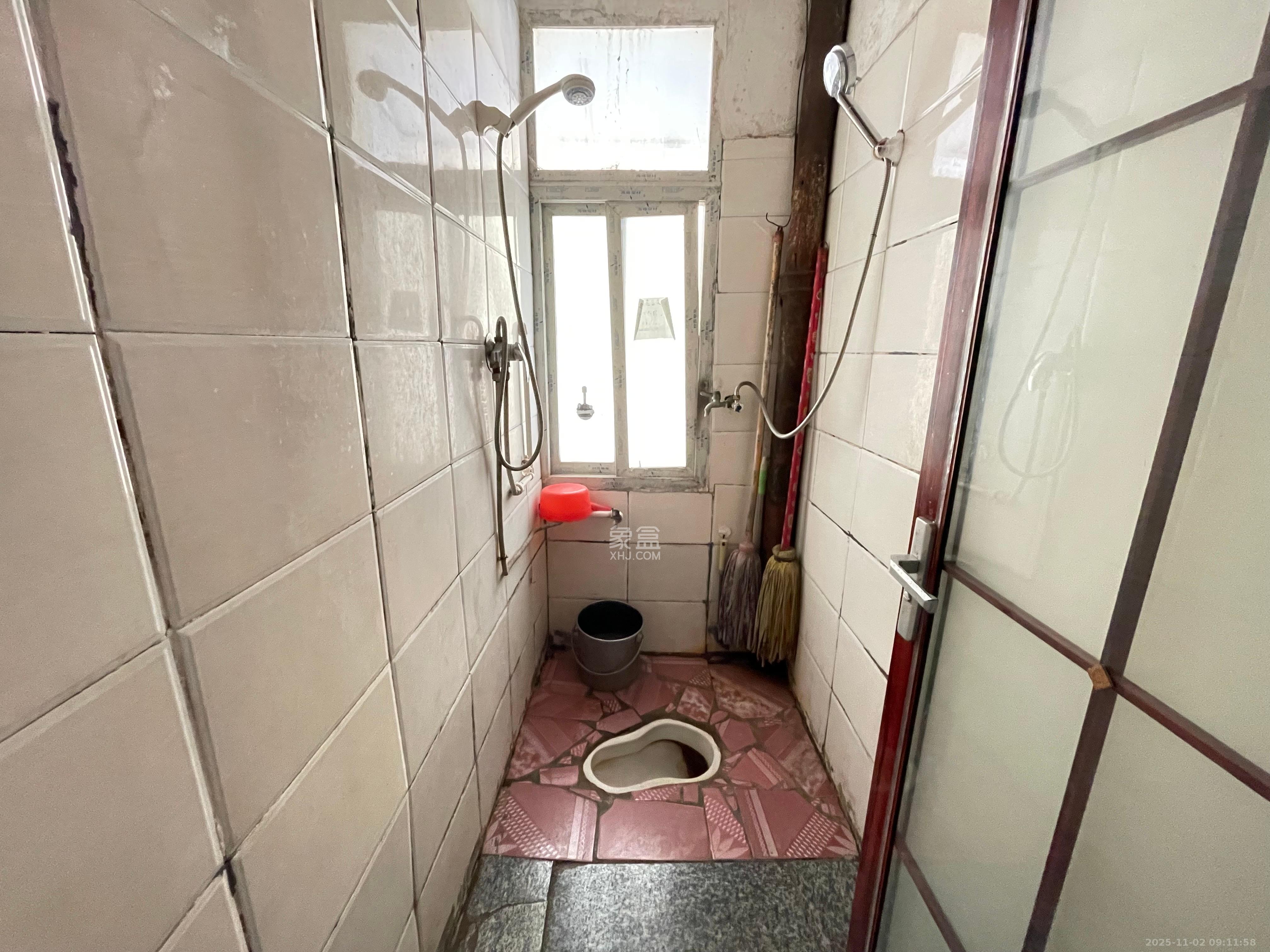 朝阳一、二村  1室1厅1卫    1000.0元/月室内图