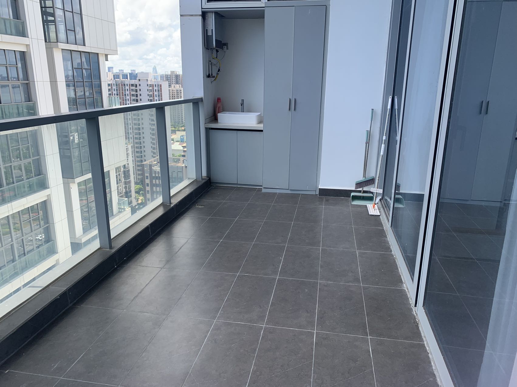 安华领秀城  1室1厅1卫    185.0万室内图