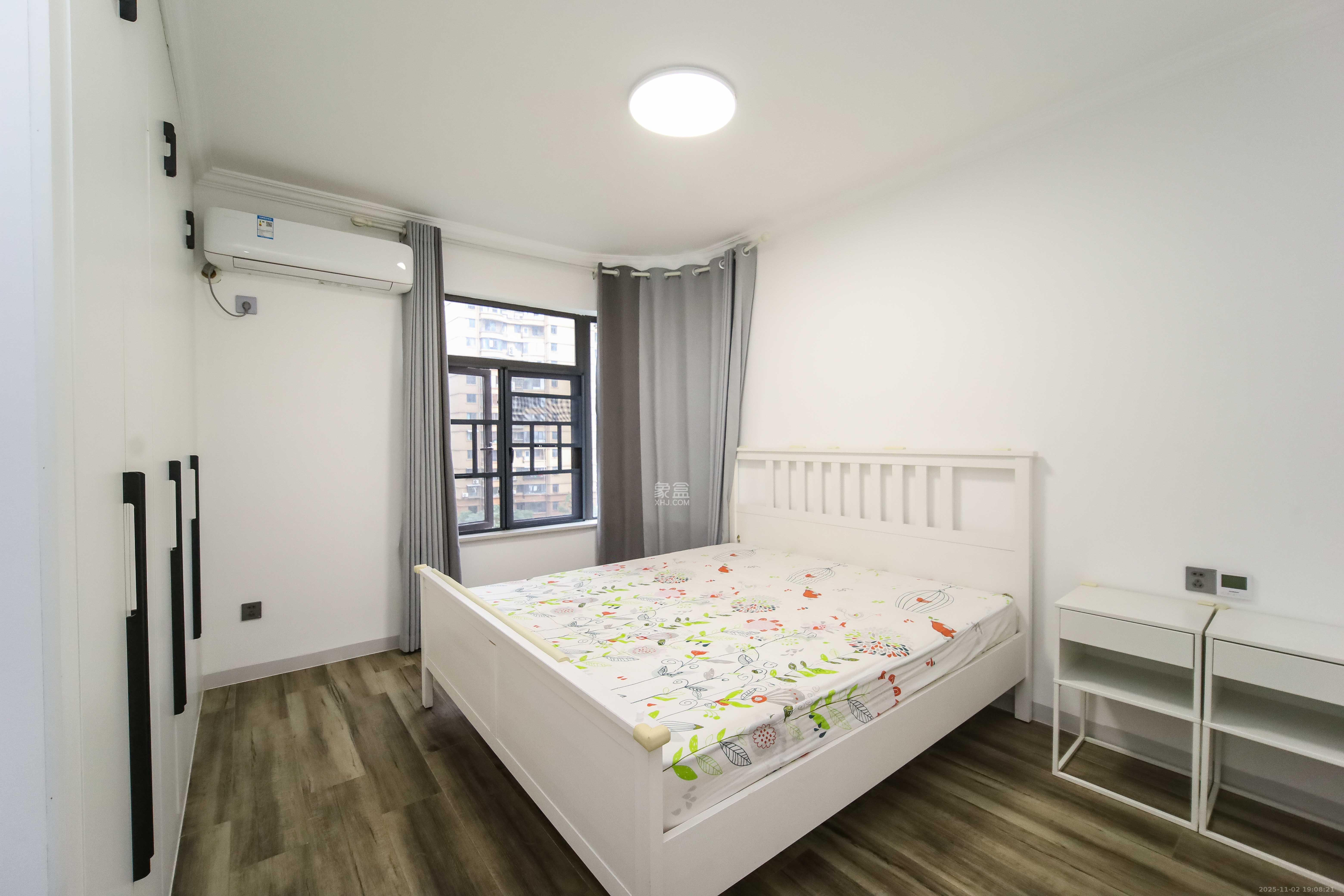 嘉雨兴园  3室2厅2卫    115.0万卧室