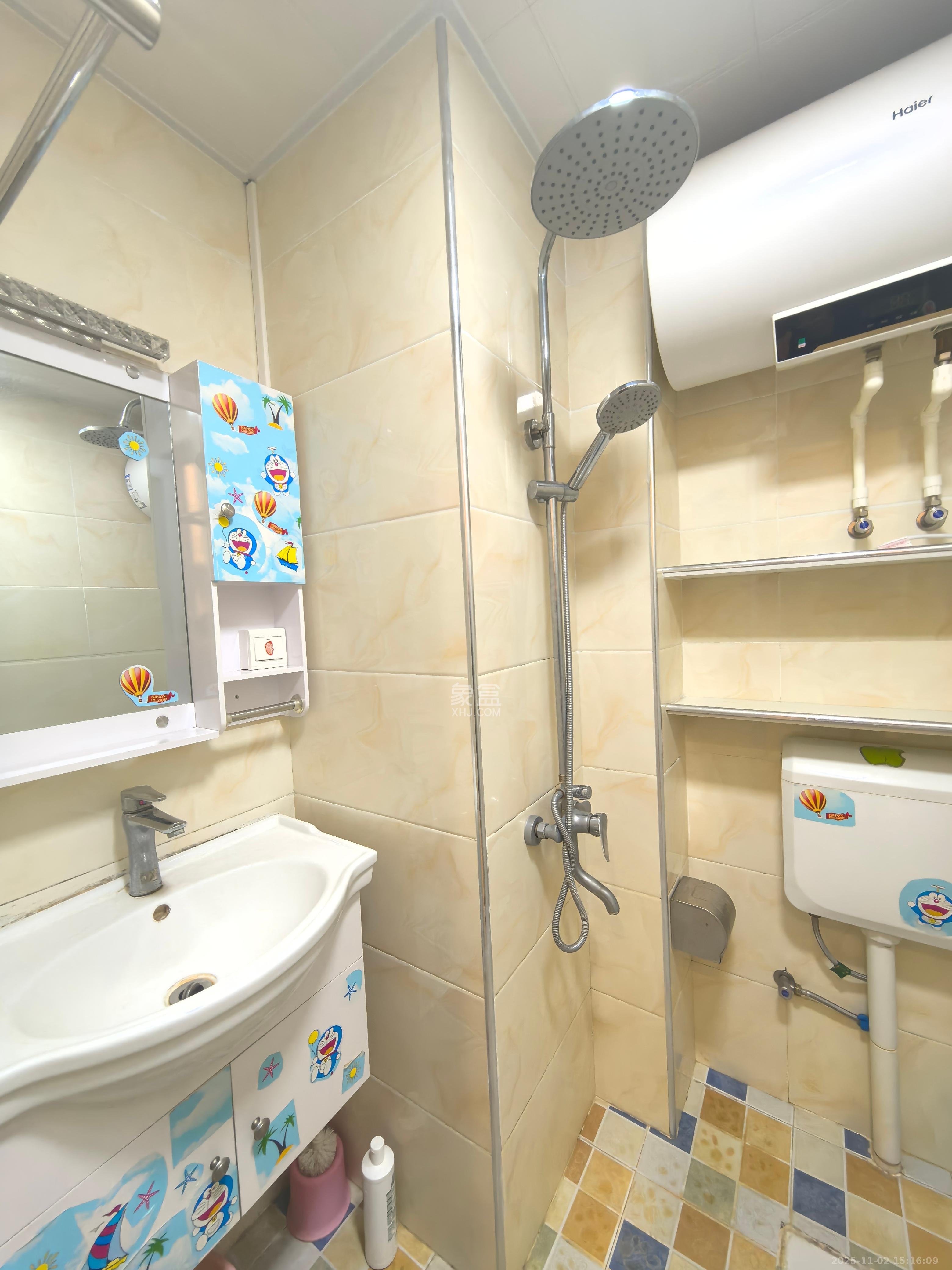 蓝光雍锦阁 1室1厅1卫 1600.0元/月 蓝光雍锦阁 1室1厅1卫 1600.0元/月室内图