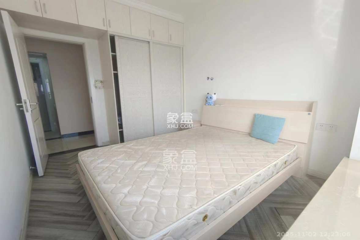 金科时代中心 3室1厅1卫 2200.0元/月 金科时代中心 3室1厅1卫 2200.0元/月室内图