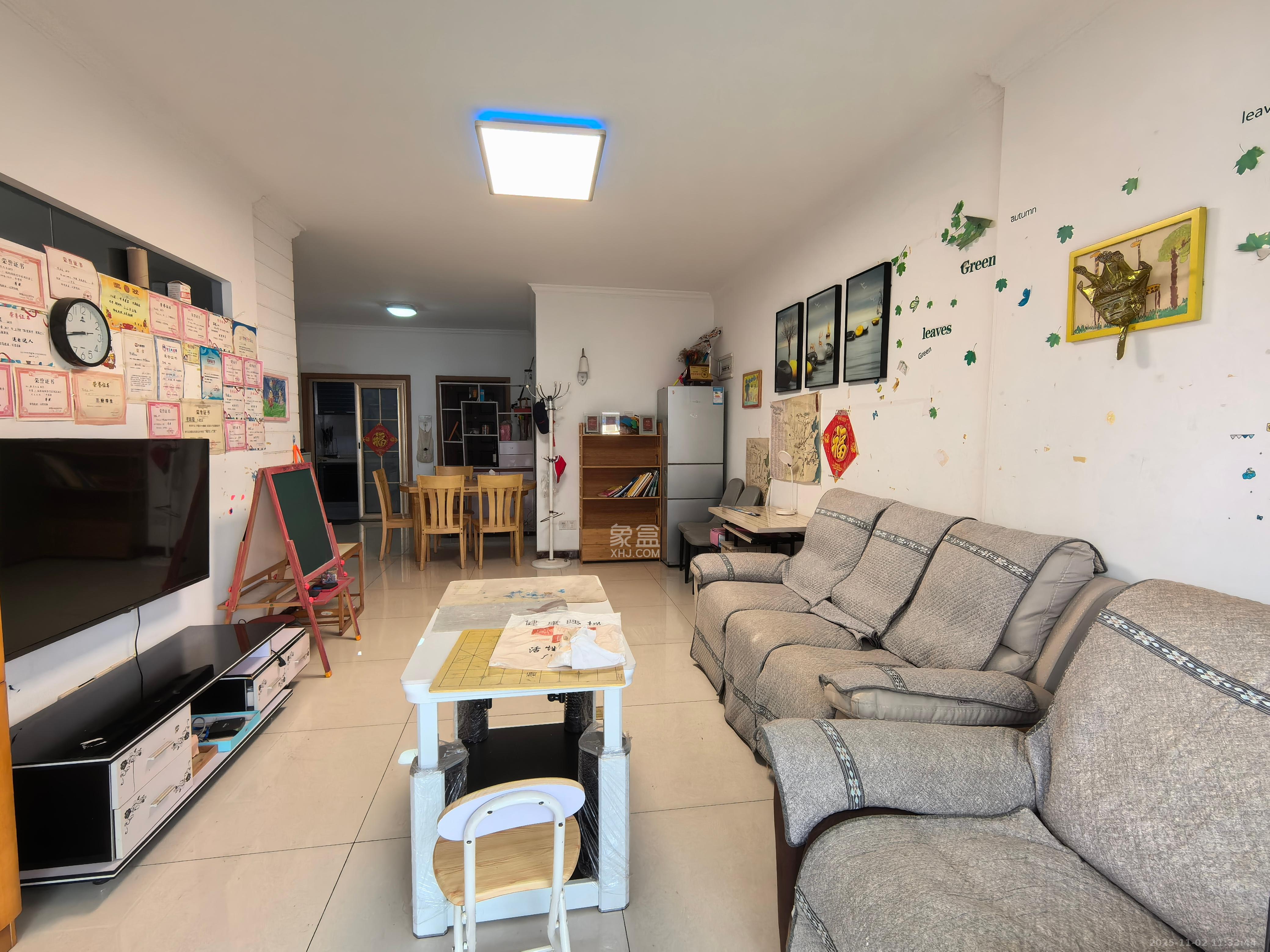 康桥长郡 3室2厅2卫 2200.0元/月 康桥长郡 3室2厅2卫 2200.0元/月室内图