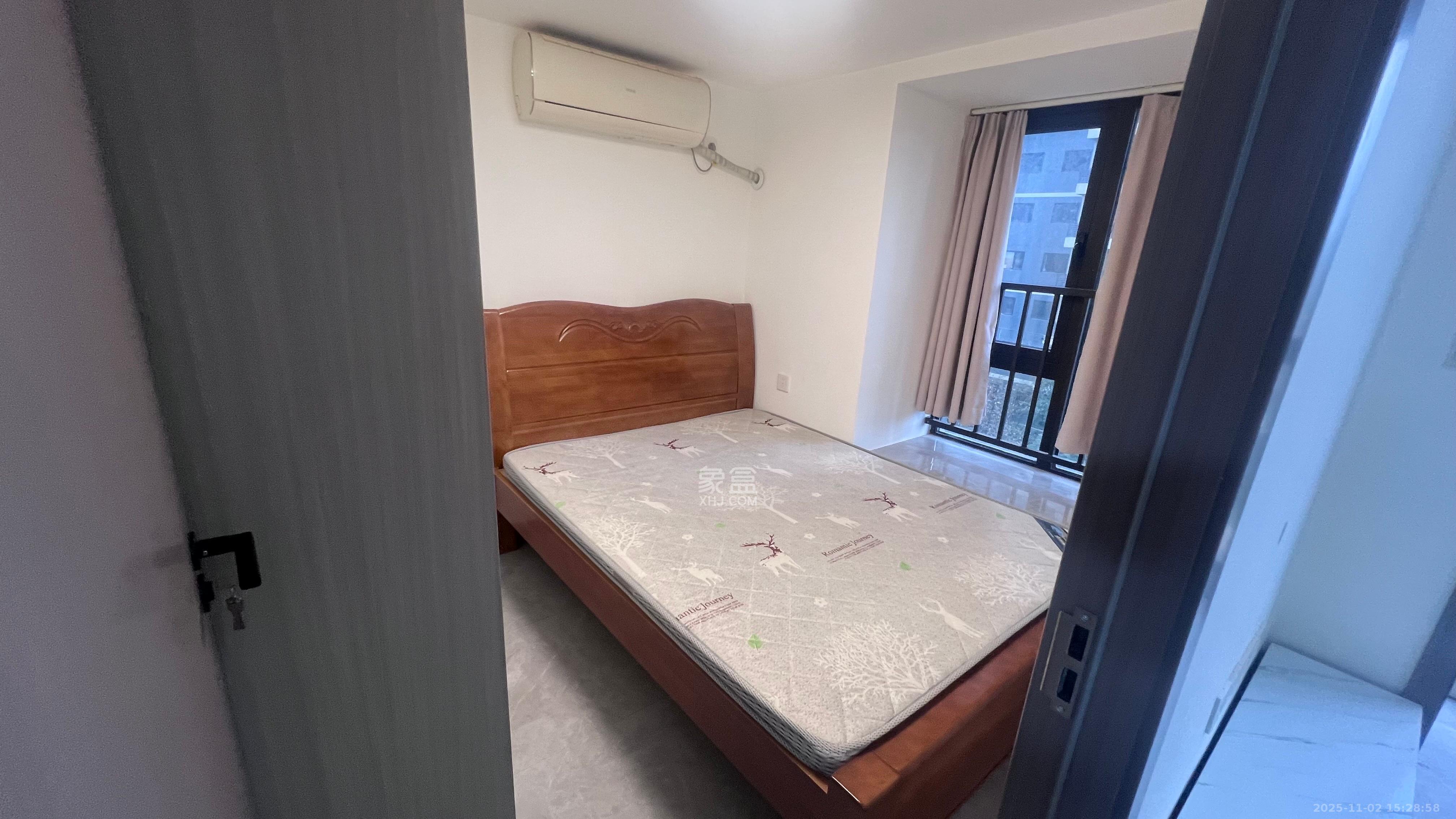 万科金色梦想A区  3室1厅1卫    2200.0元/月室内图