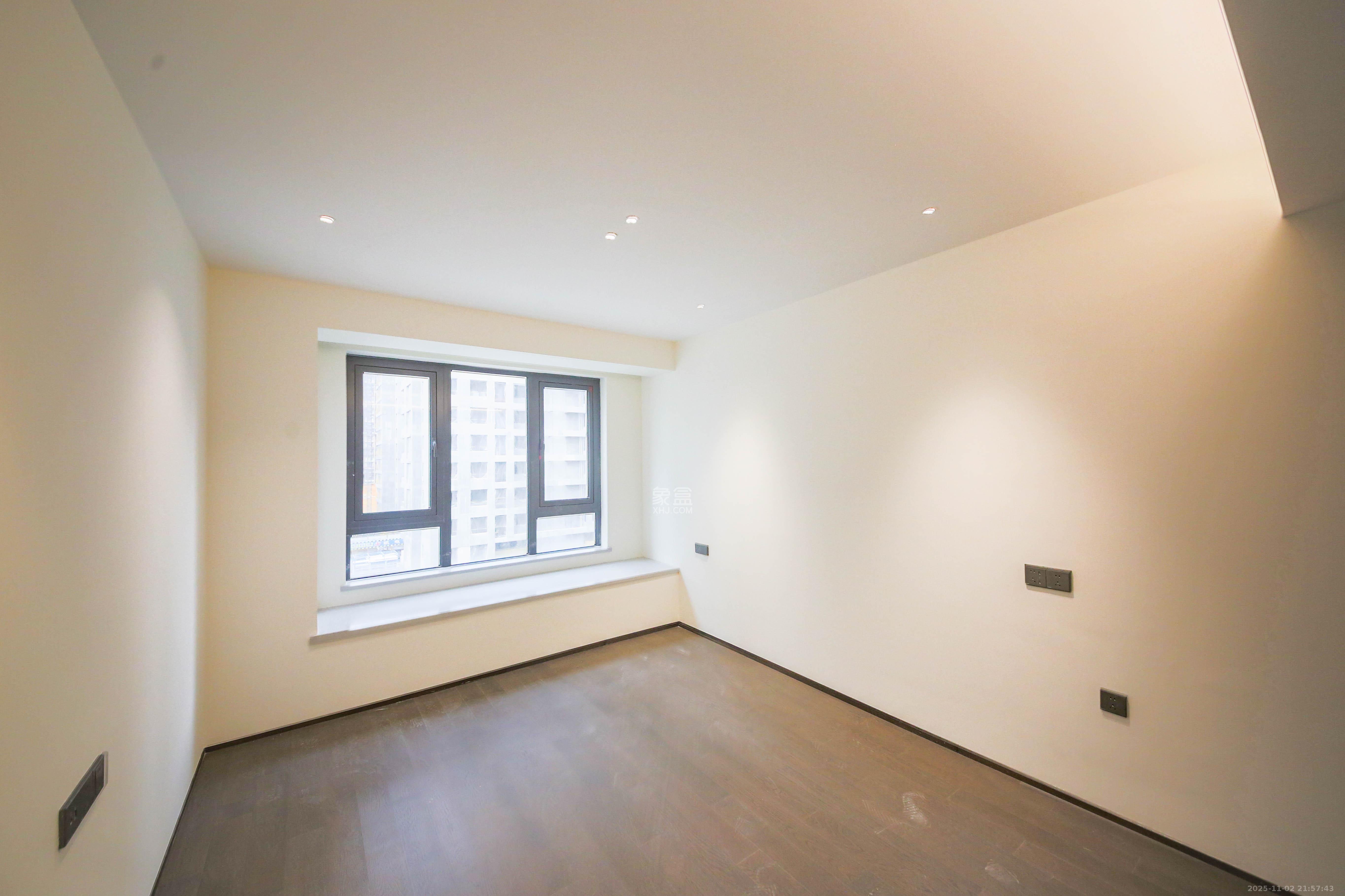 长沙润府B区 4室2厅2卫 300.0万 长沙润府B区 4室2厅2卫 300.0万卧室