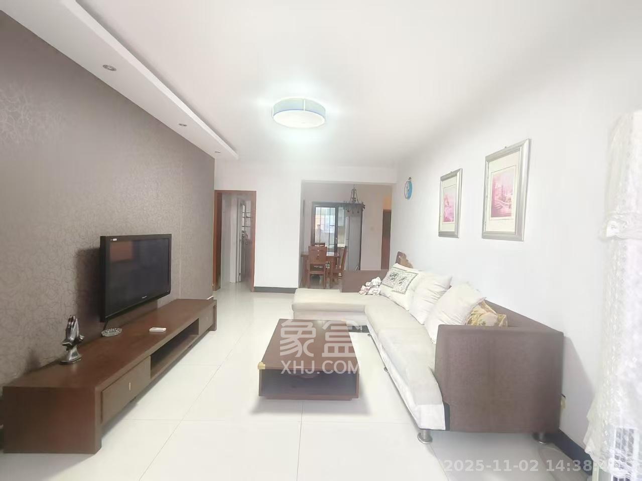 森宇佳园  2室2厅1卫    2500.0元/月室内图