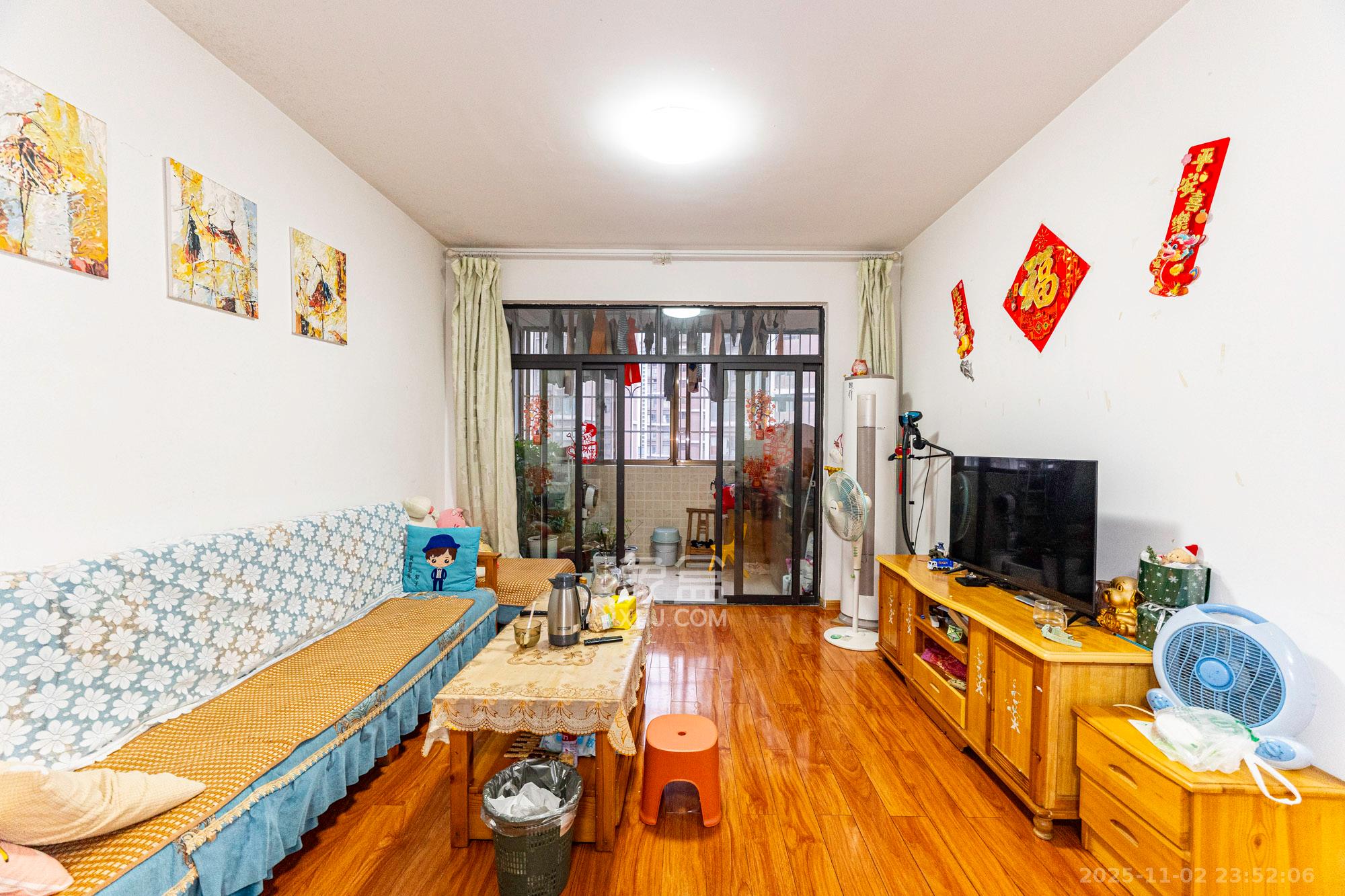 幸福里润城(幸福里二期) 1室2厅1卫 55.0万 幸福里润城(幸福里二期) 1室2厅1卫 55.0万客厅