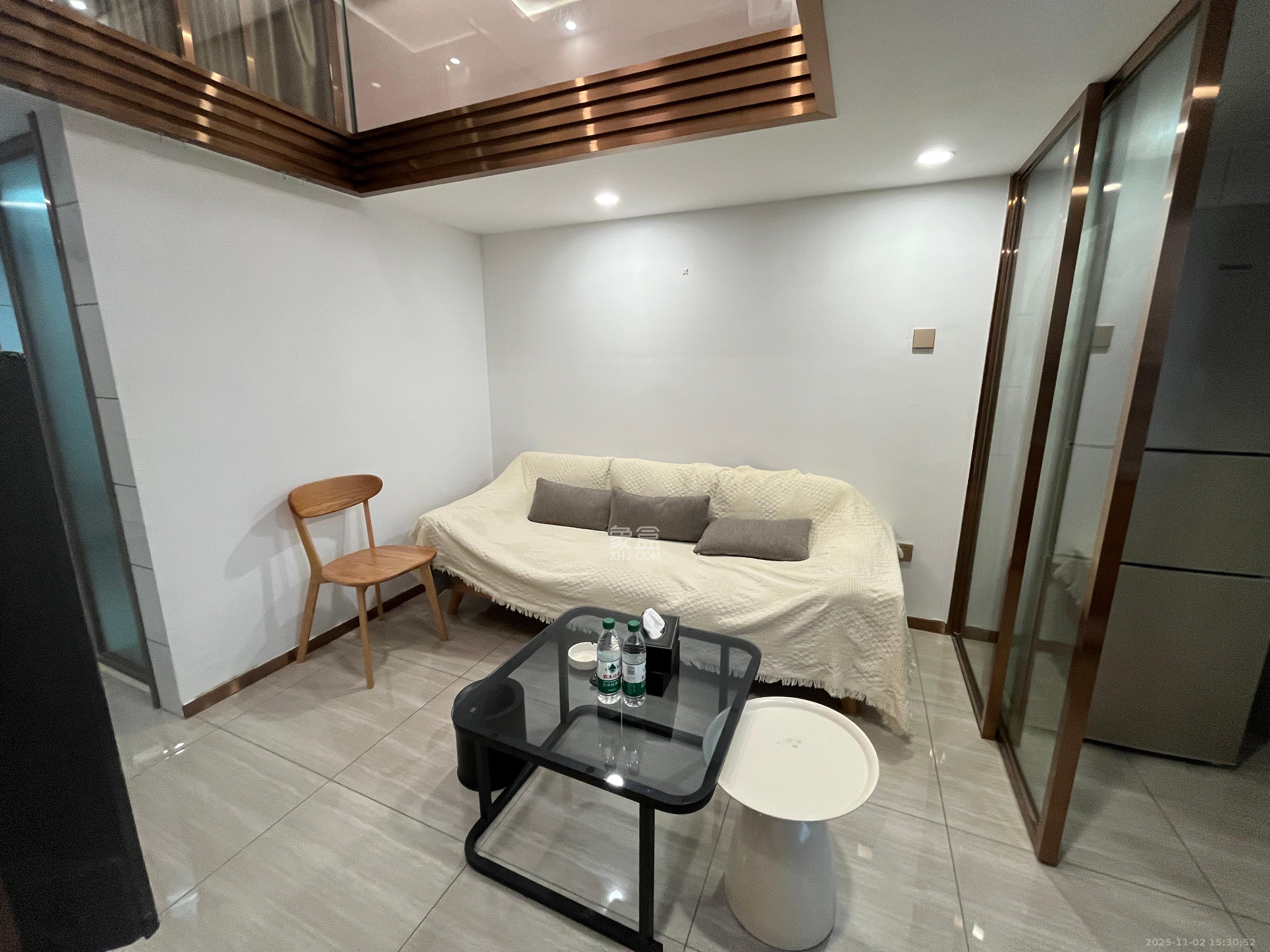 富兴时代御城  1室0厅0卫    2400.0元/月