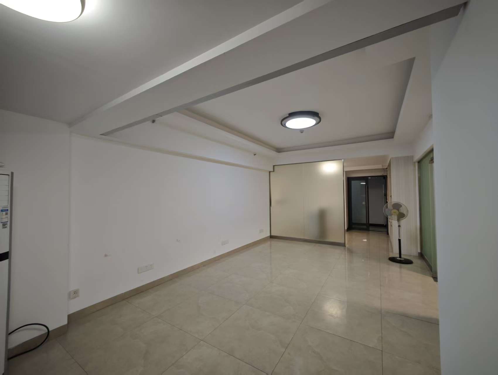 雄森国际  1室1厅1卫    1500.0元/月