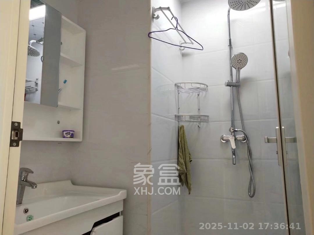 梅溪国际公寓（步步高新天地）  1室1厅1卫    1500.0元/月室内图