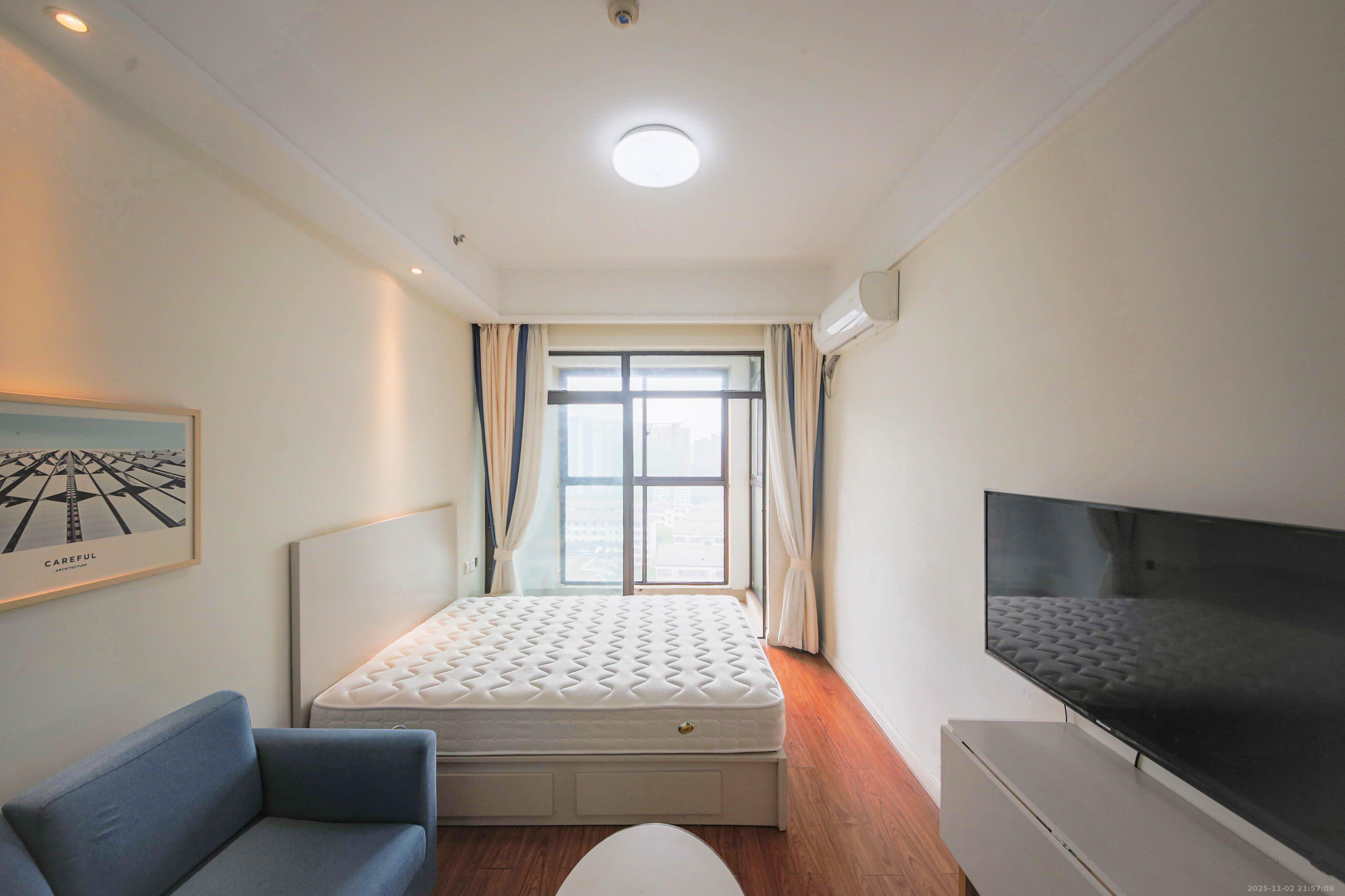 中建信和城  1室1厅1卫    40.0万