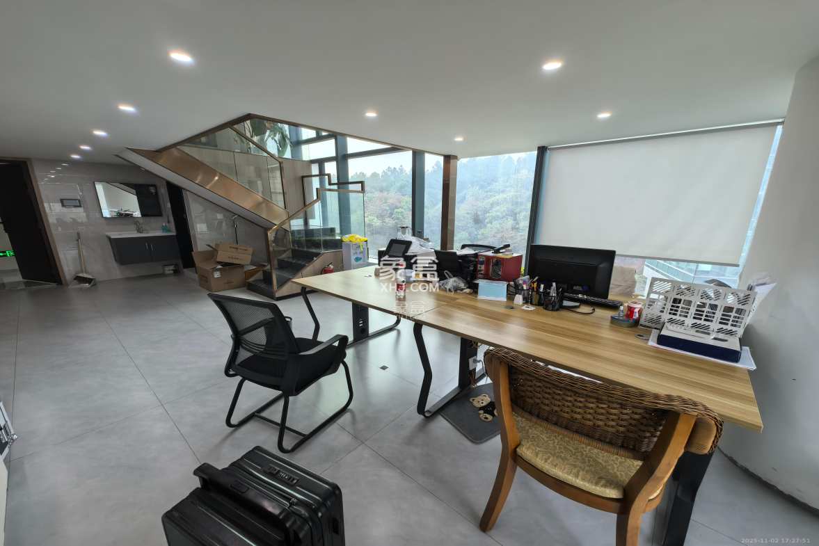 京武浪琴山三期(京武中心) 2室2厅1卫 3500.0元/月 京武浪琴山三期(京武中心) 2室2厅1卫 3500.0元/月室内图