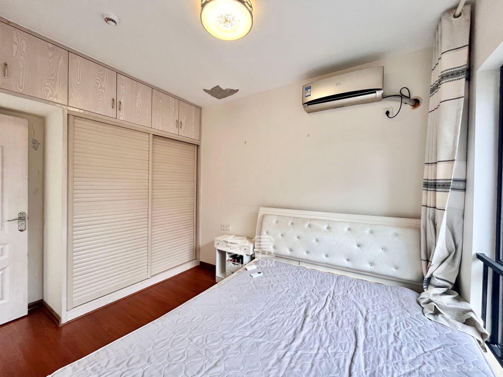 达美D6区 2室2厅1卫 2500.0元/月 达美D6区 2室2厅1卫 2500.0元/月室内图