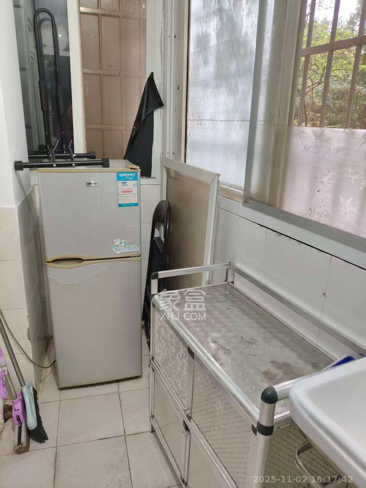 玛依拉山庄 1室0厅1卫 1200.0元/月 玛依拉山庄 1室0厅1卫 1200.0元/月室内图