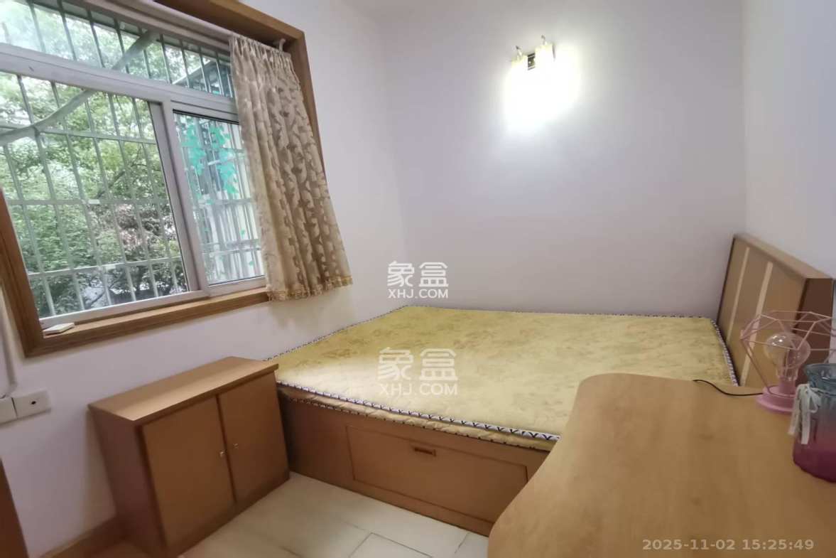 工农新村(工农桥社区) 1室1厅1卫 1450.0元/月 工农新村(工农桥社区) 1室1厅1卫 1450.0元/月室内图