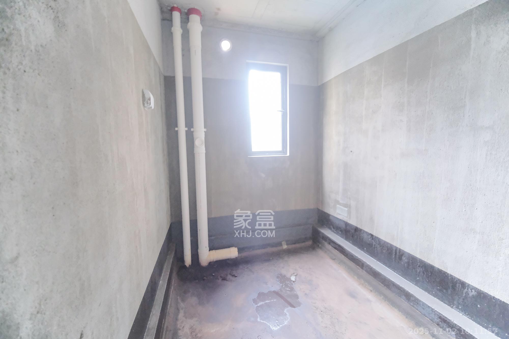 日盛湖湘悦府 3室2厅2卫 108.0万 日盛湖湘悦府 3室2厅2卫 108.0万卫生间