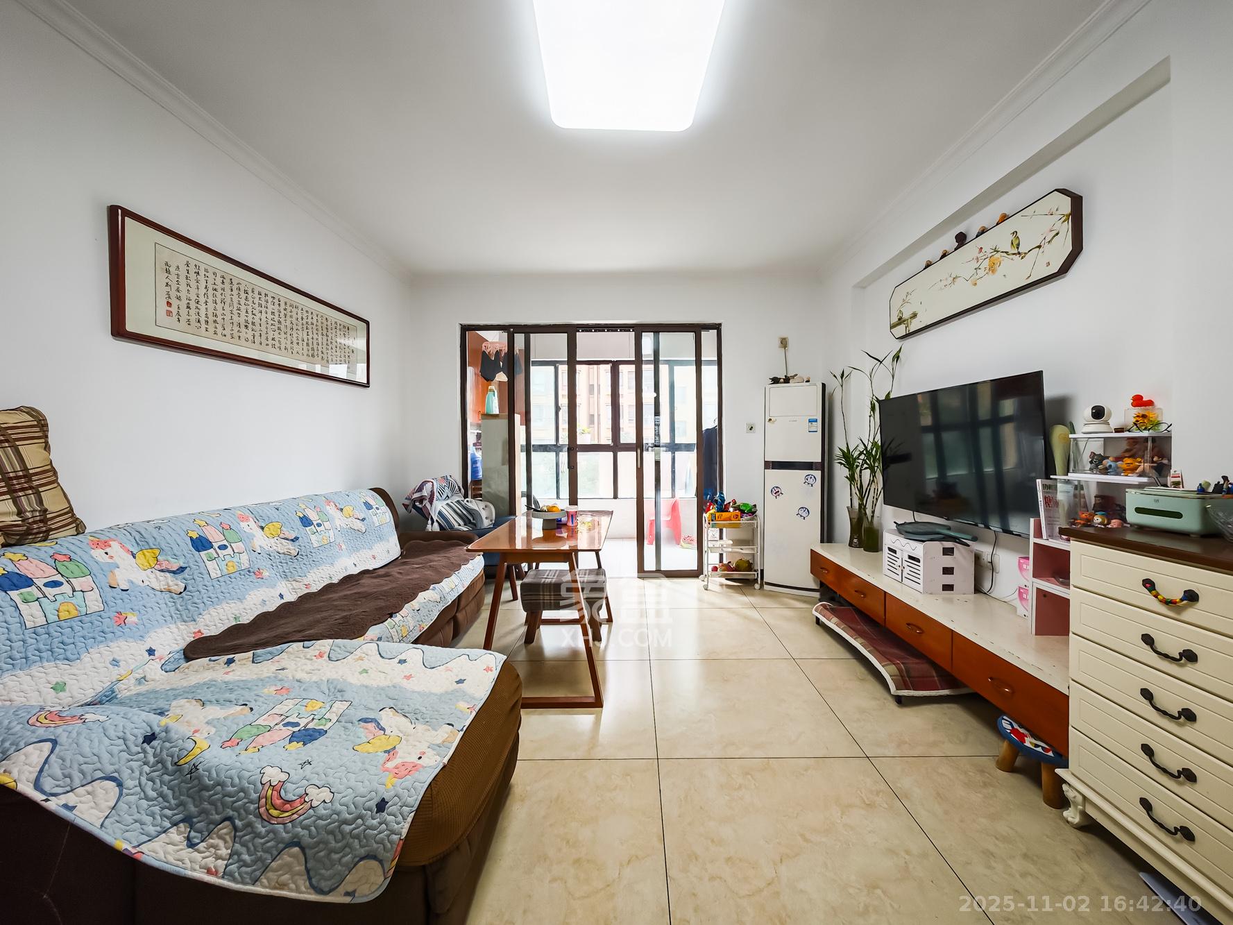 山语城二期  3室1厅1卫    69.8万客厅