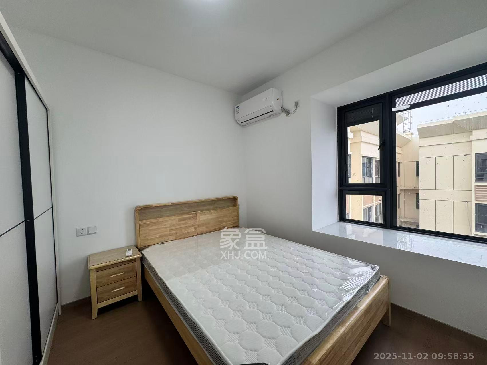 金石蓉园  2室1厅1卫    2600.0元/月室内图