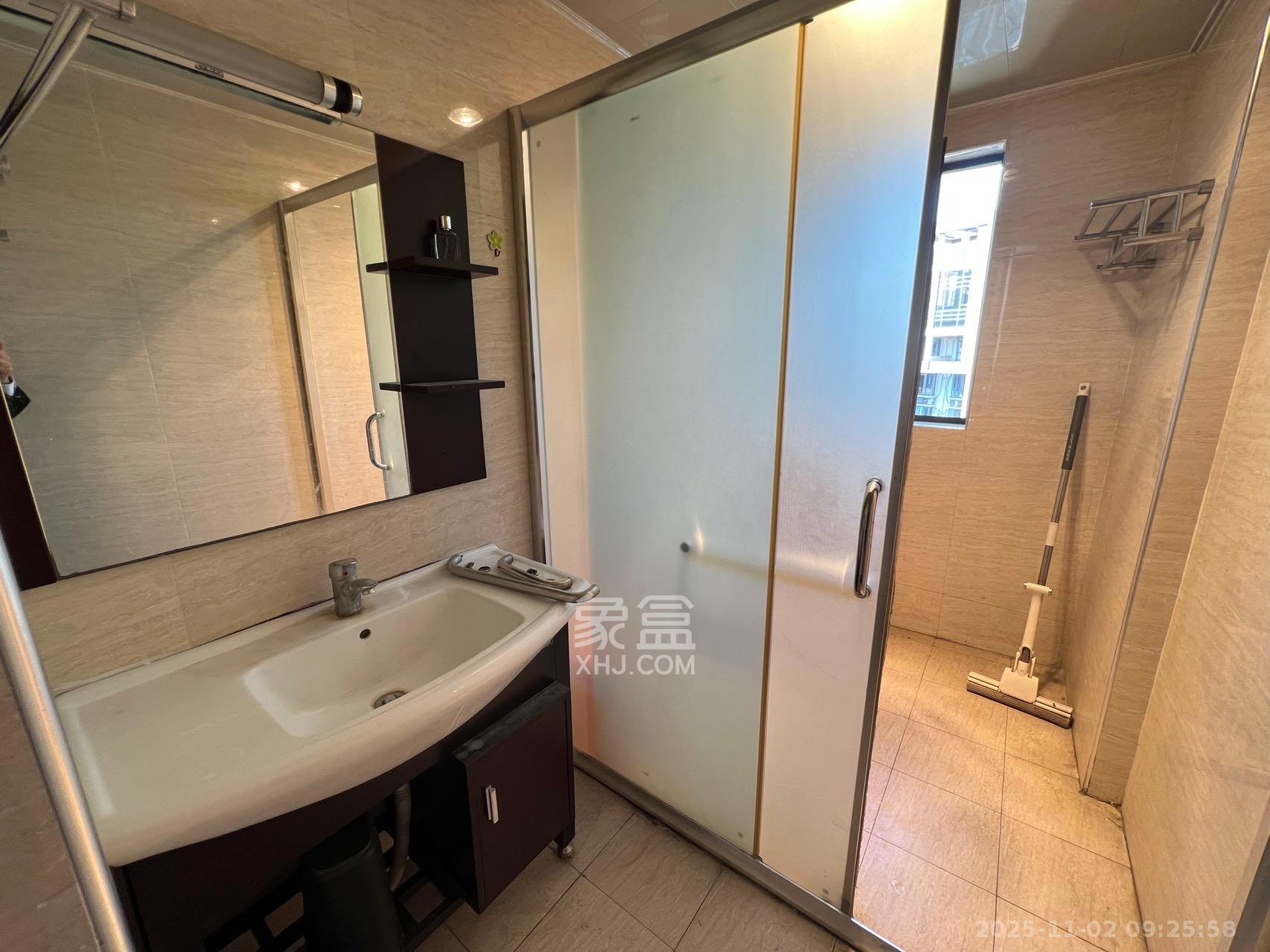 西子花苑 2室2厅1卫 3000.0元/月 西子花苑 2室2厅1卫 3000.0元/月室内图