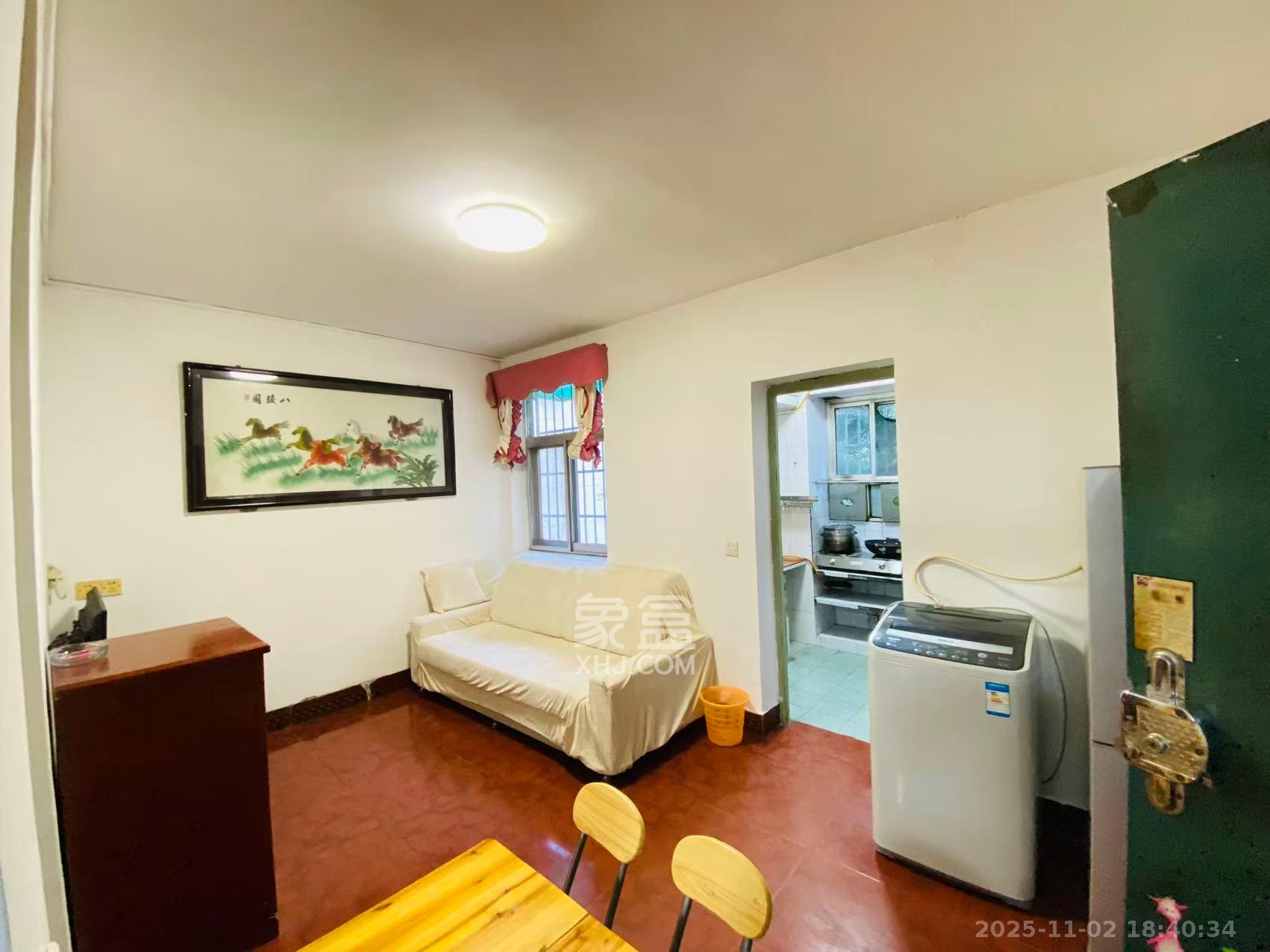 解放四村石子冲  3室1厅1卫    1300.0元/月室内图