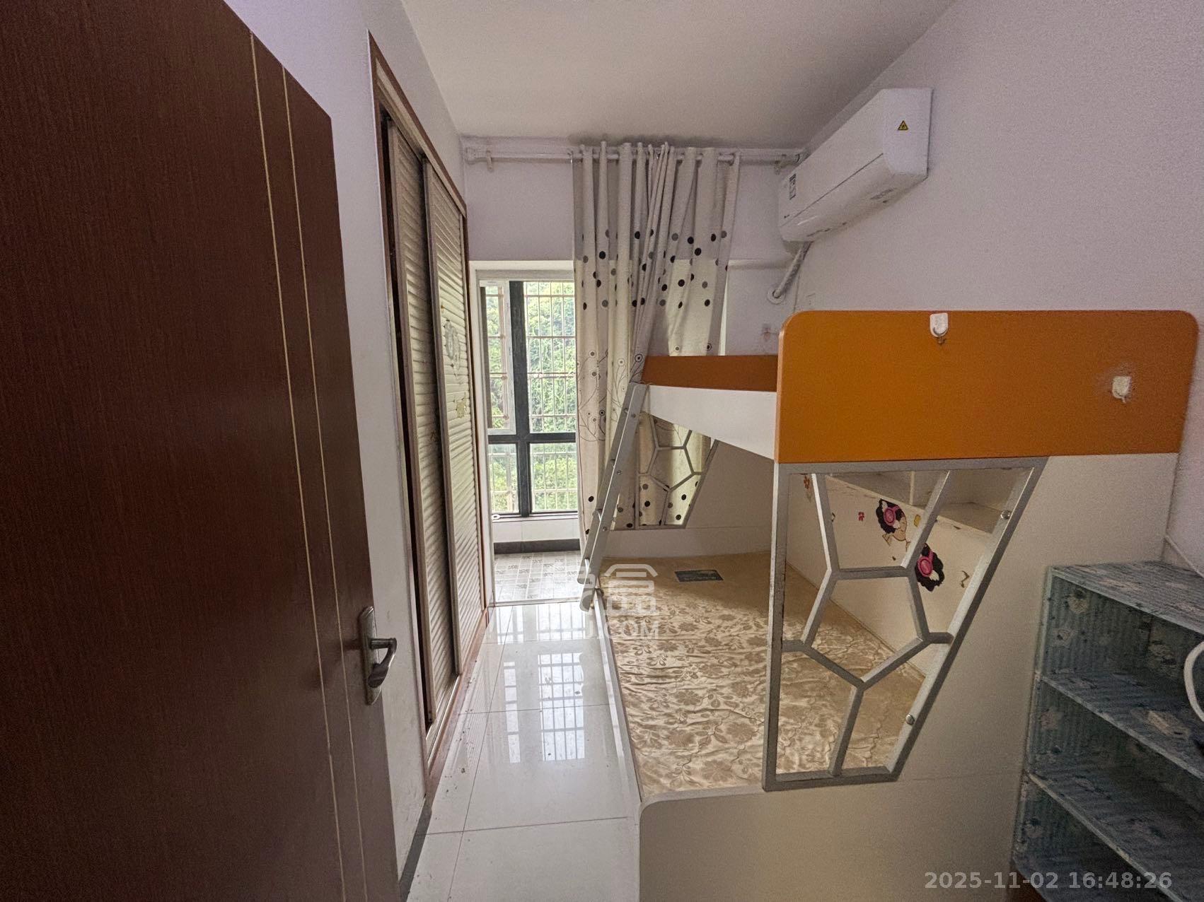 尚都花园城  3室1厅1卫    1400.0元/月室内图