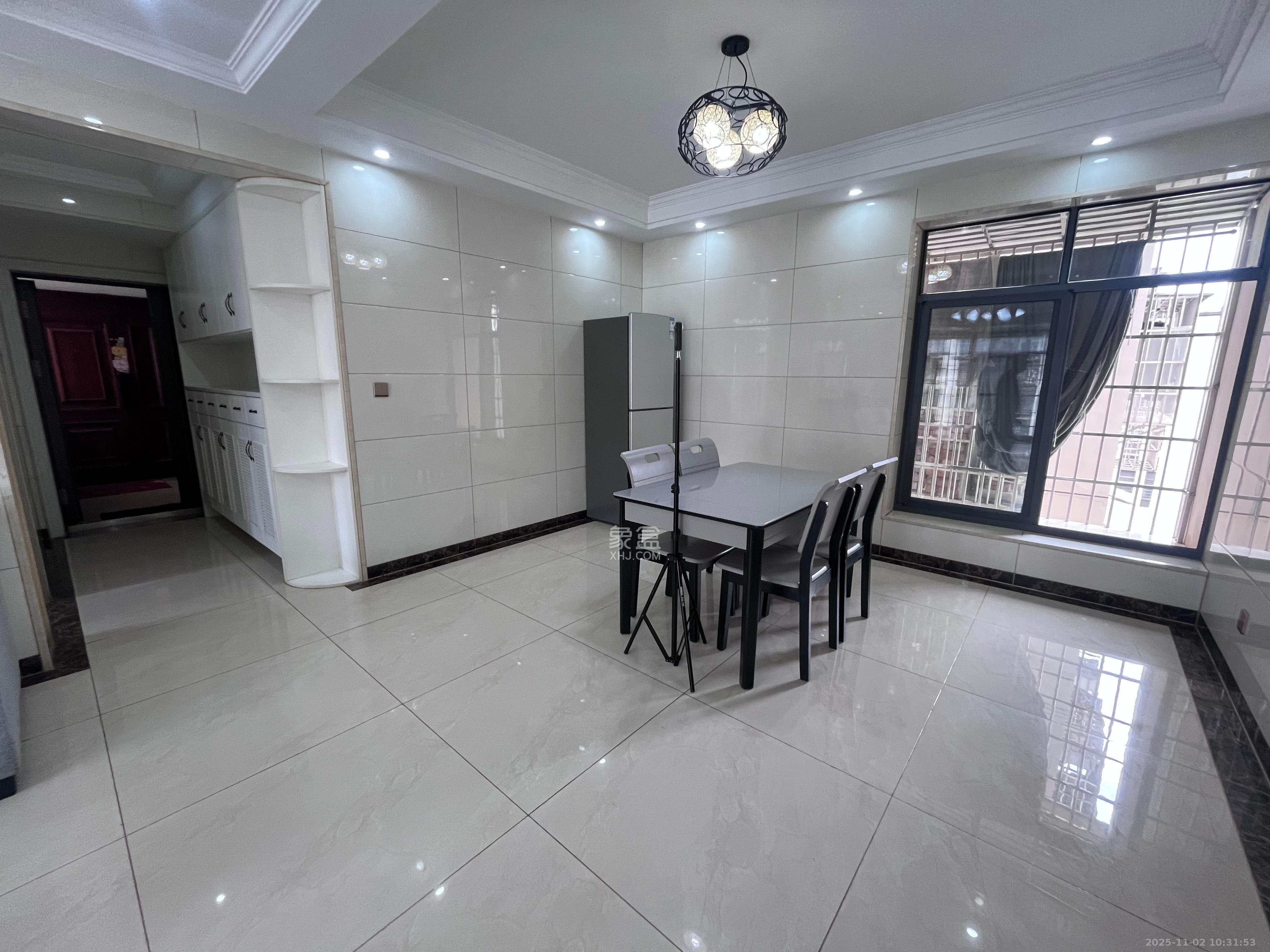 桥头家苑一期  1室0厅0卫    2200.0元/月室内图