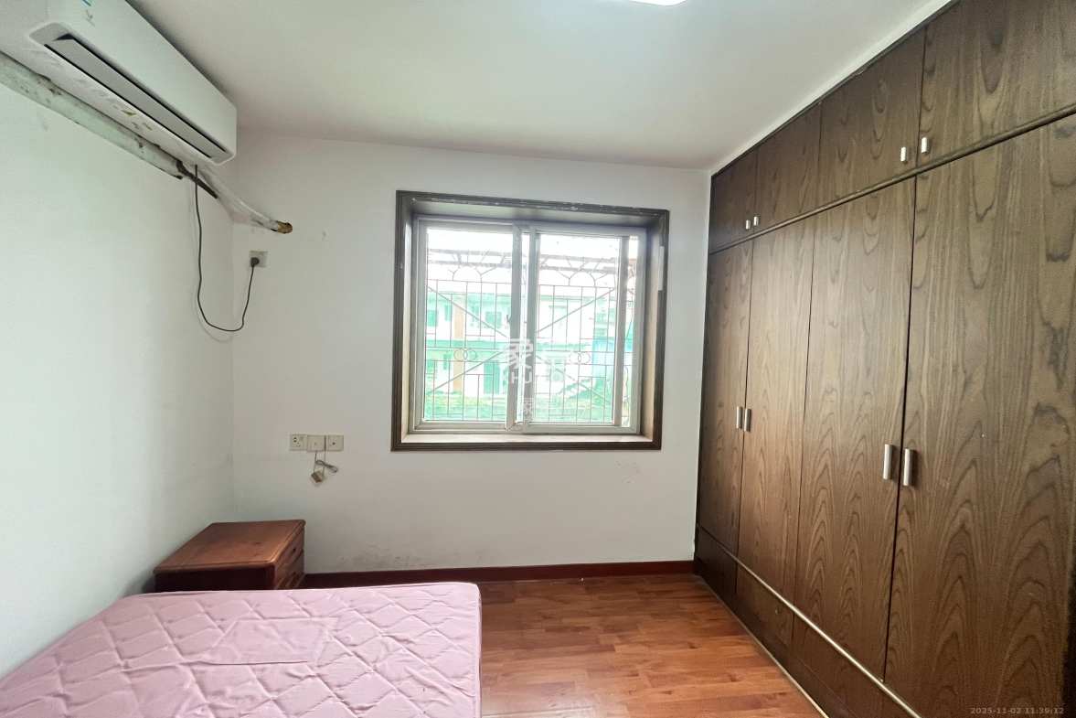 朝阳一、二村 2室1厅1卫 1600.0元/月 朝阳一、二村 2室1厅1卫 1600.0元/月室内图