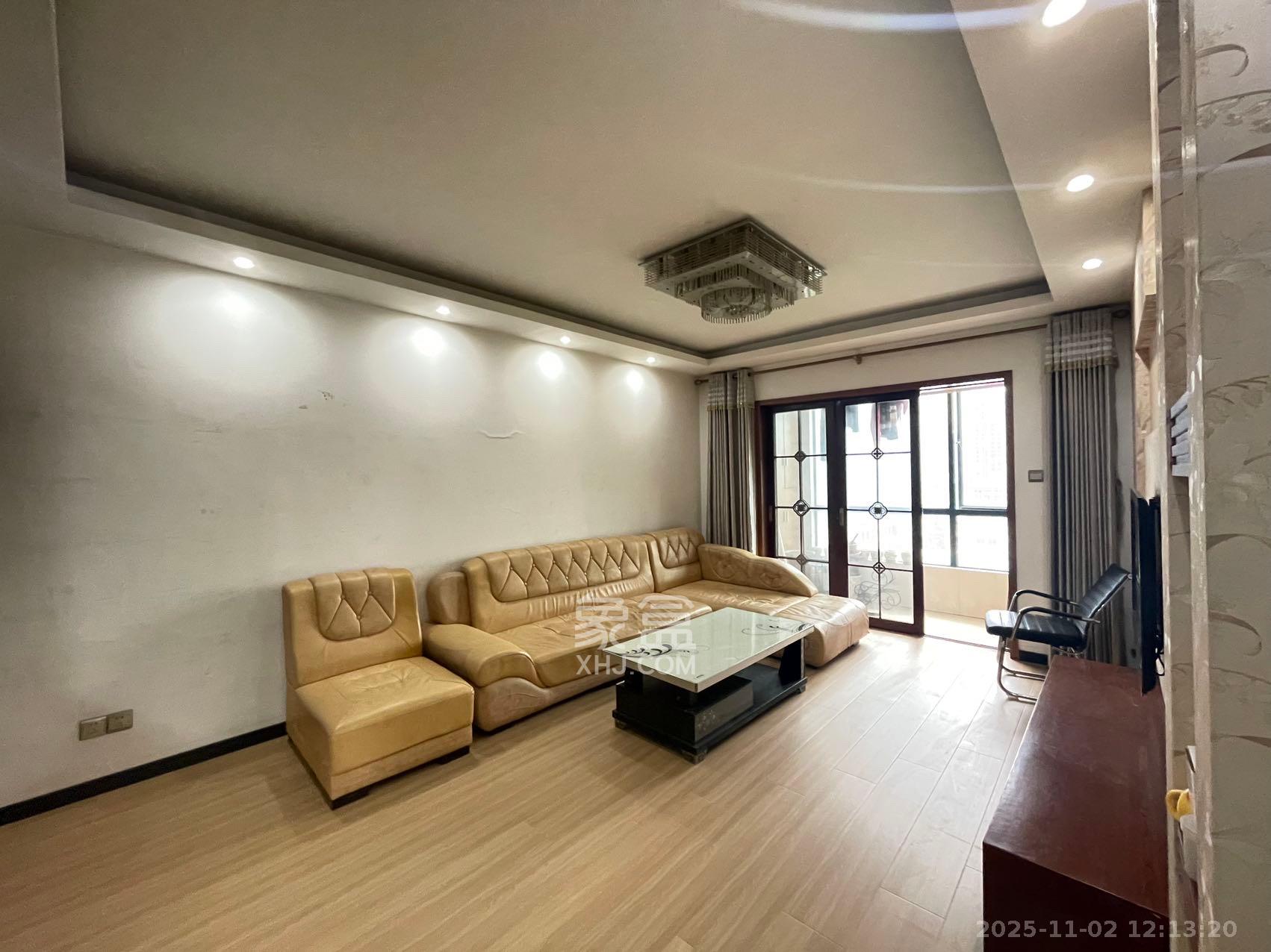 山水华景 2室2厅1卫 2200.0元/月 山水华景 2室2厅1卫 2200.0元/月室内图