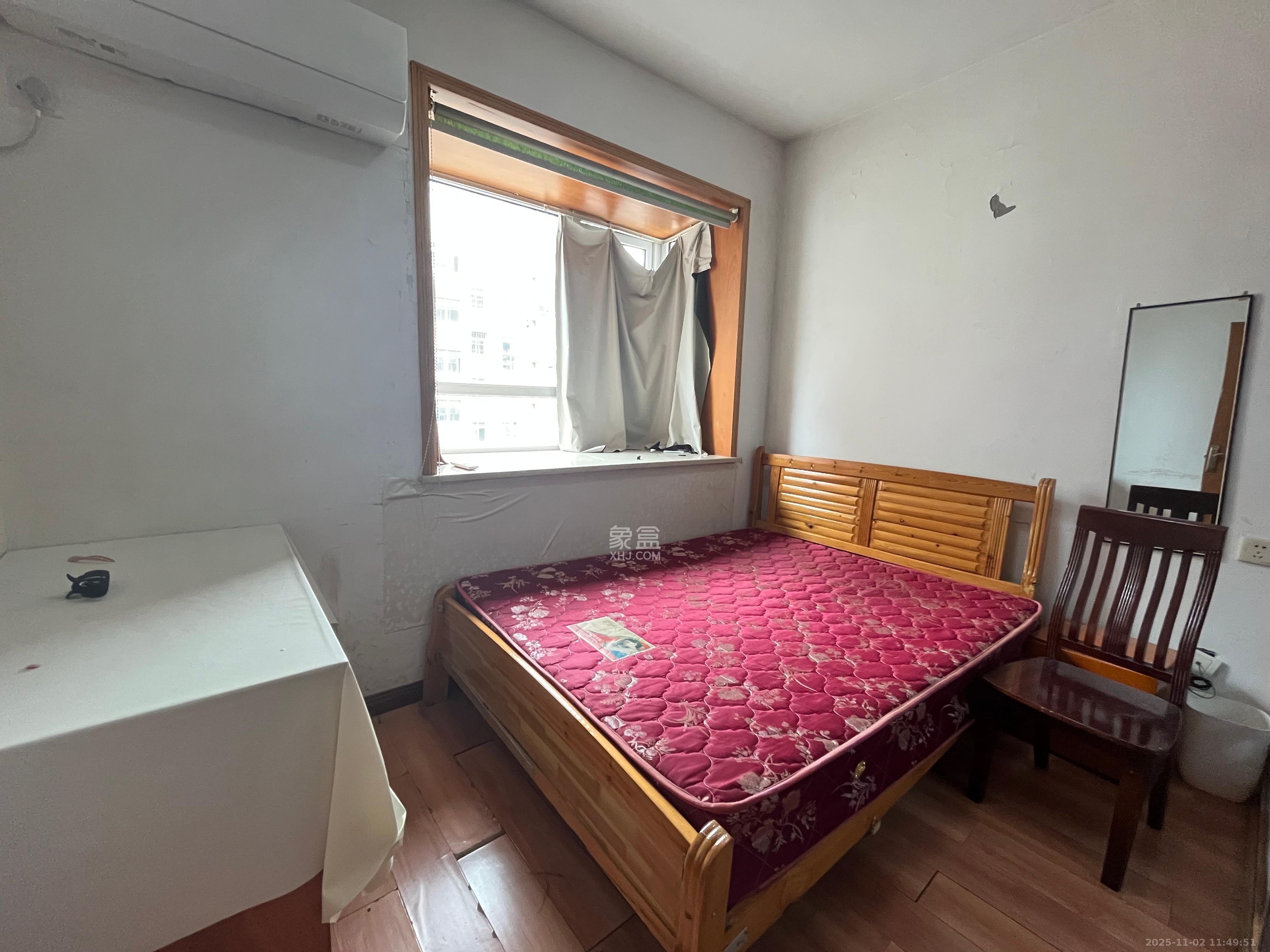 风华四季园  2室2厅1卫    2000.0元/月室内图