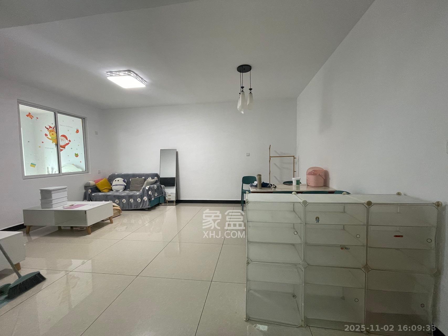 建发中央悦府  2室2厅1卫    2500.0元/月室内图