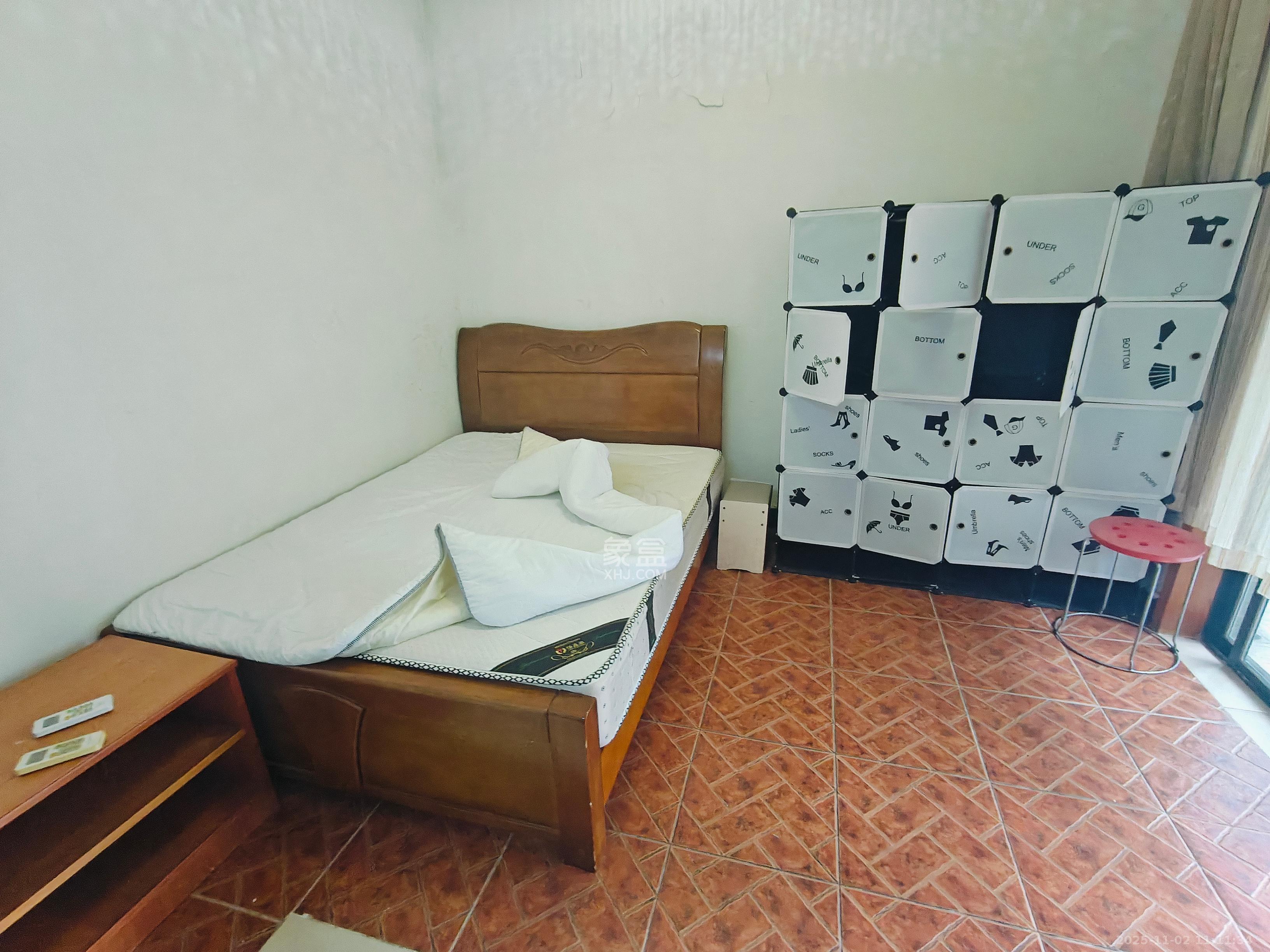 颐美沁园 1室1厅1卫 1600.0元/月 颐美沁园 1室1厅1卫 1600.0元/月室内图