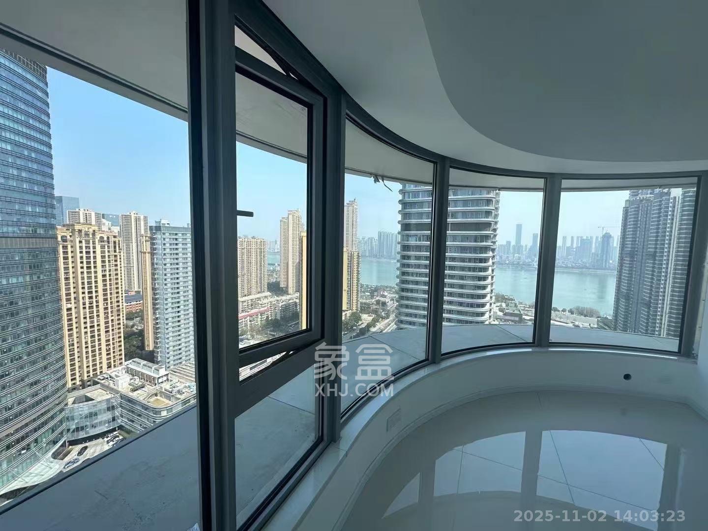 保利天禧EF区  4室0厅2卫    7000.0元/月室内图