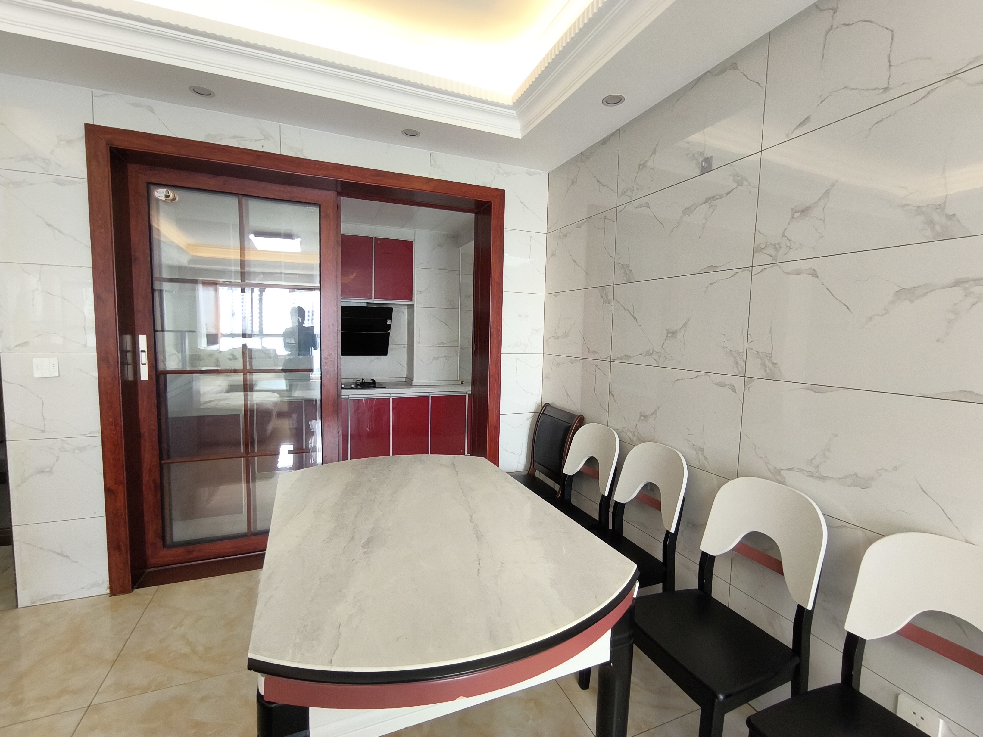 珠江愉景南苑（一、二、三、四期）  3室0厅0卫    2200.0元/月室内图