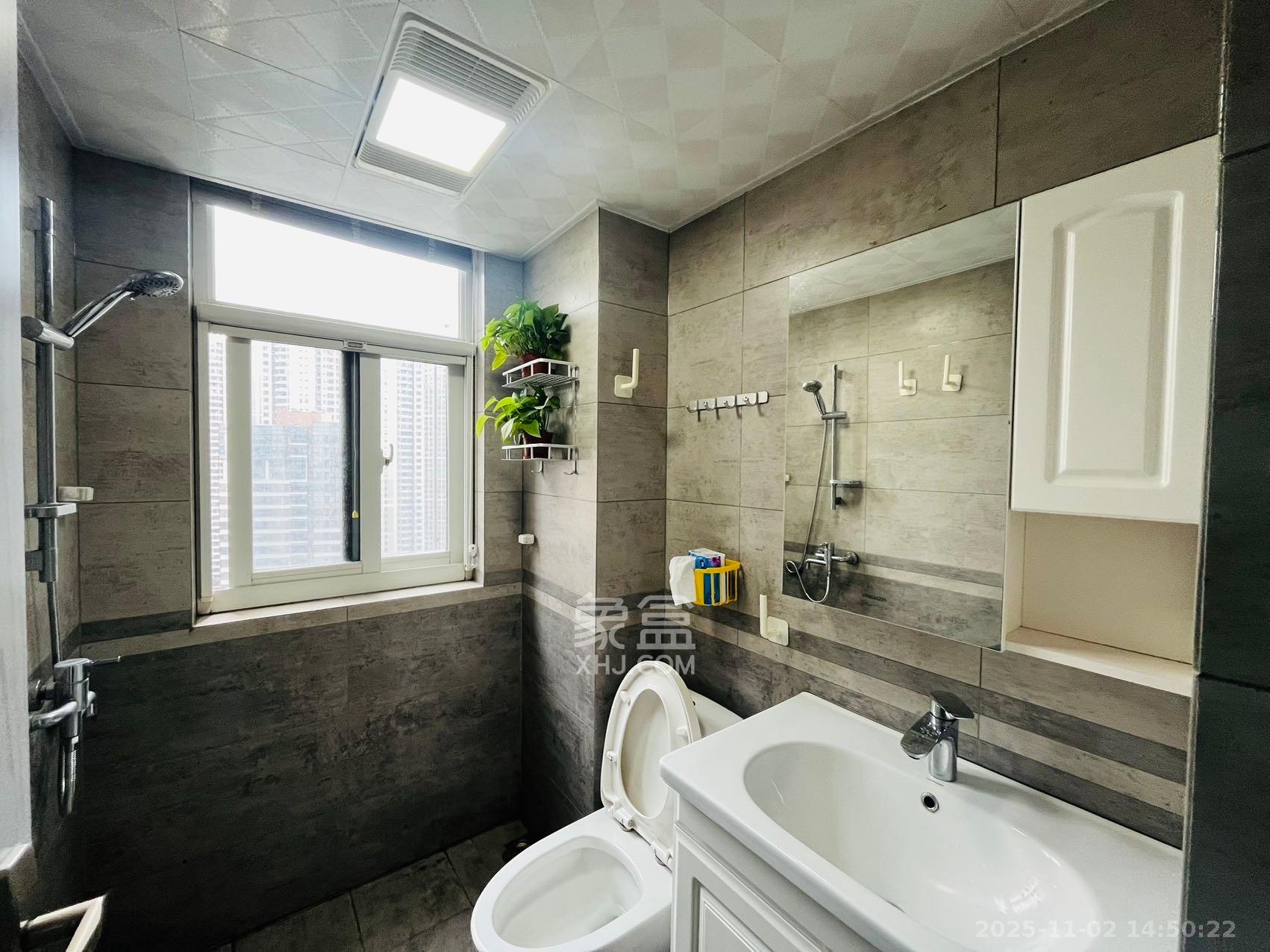 北辰三角洲C2区 3室2厅2卫 4000.0元/月 北辰三角洲C2区 3室2厅2卫 4000.0元/月室内图