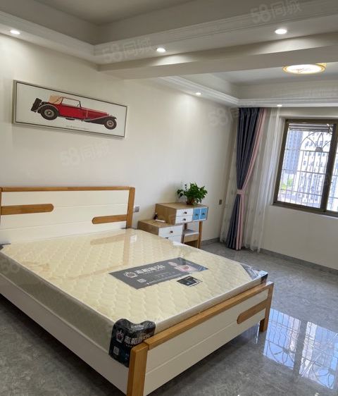 瑞丰公寓  3室2厅2卫    146.0万客厅