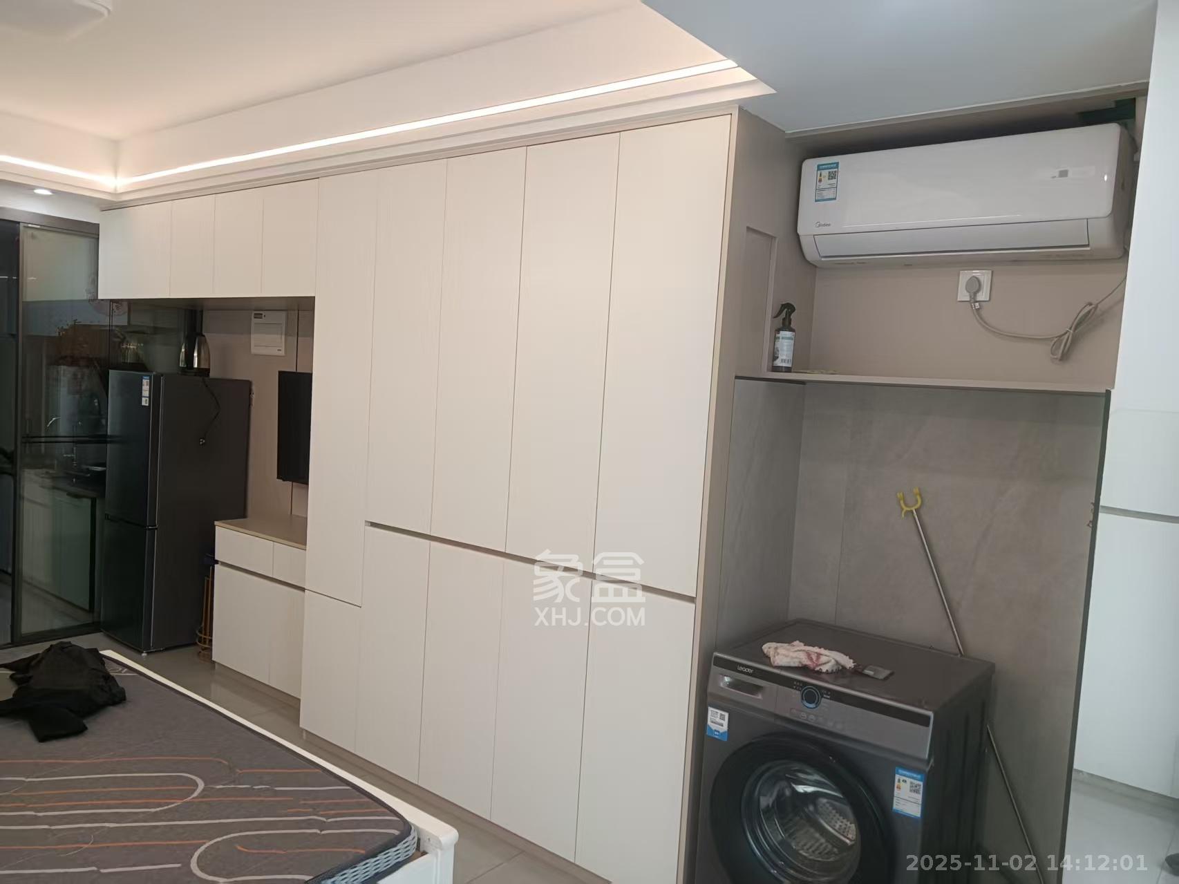 中海珑悦府  1室1厅1卫    1200.0元/月室内图