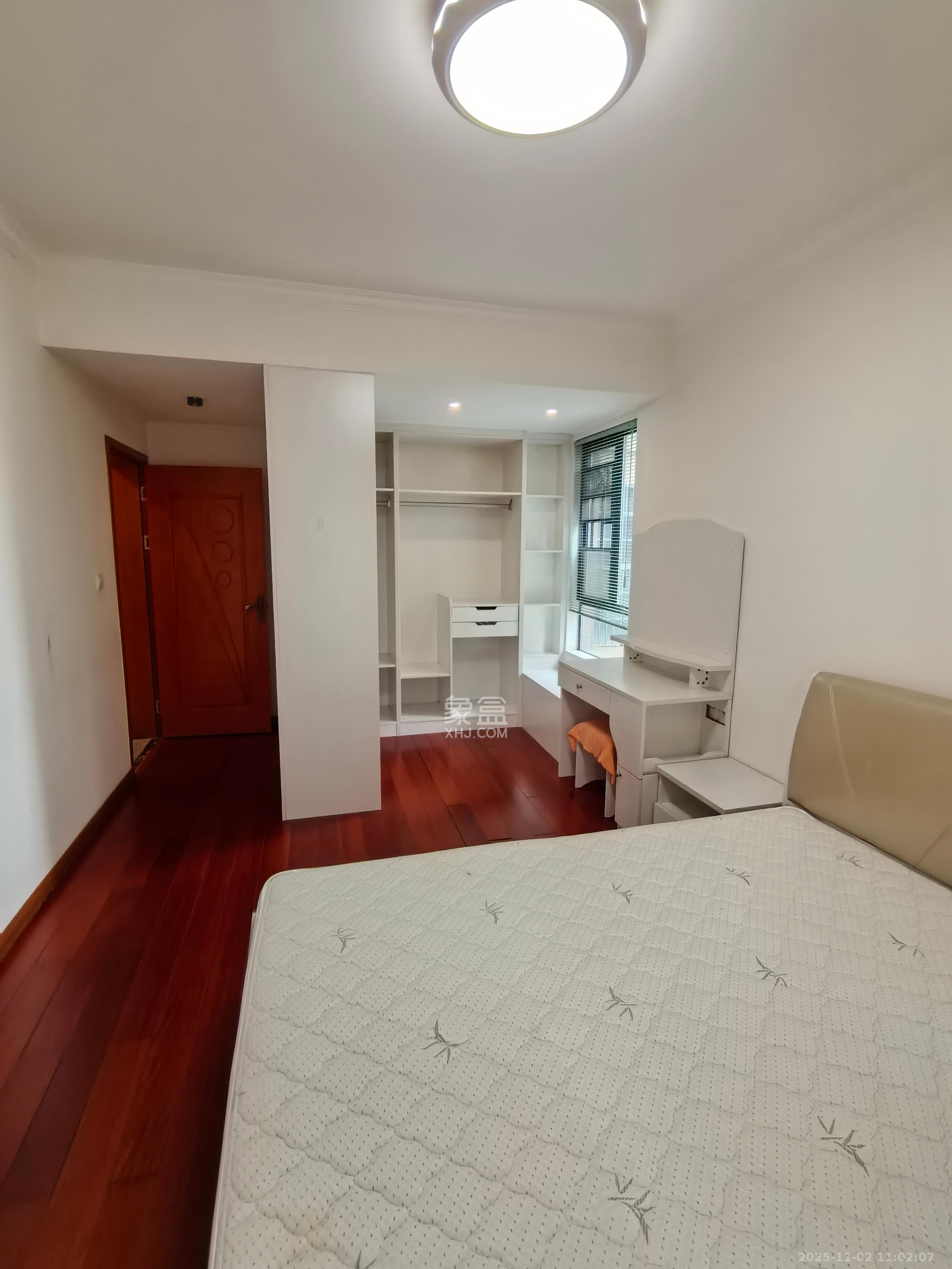 方略城市广场 3室2厅1卫 2200.0元/月 方略城市广场 3室2厅1卫 2200.0元/月室内图