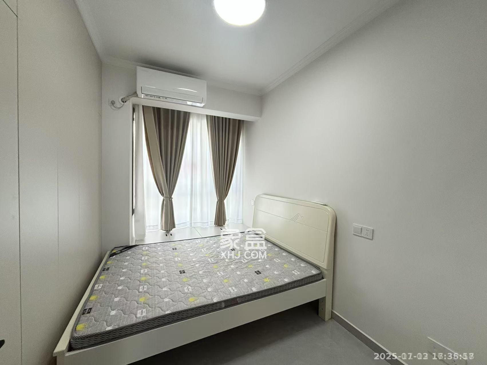 天下一家  3室2厅1卫    2900.0元/月室内图